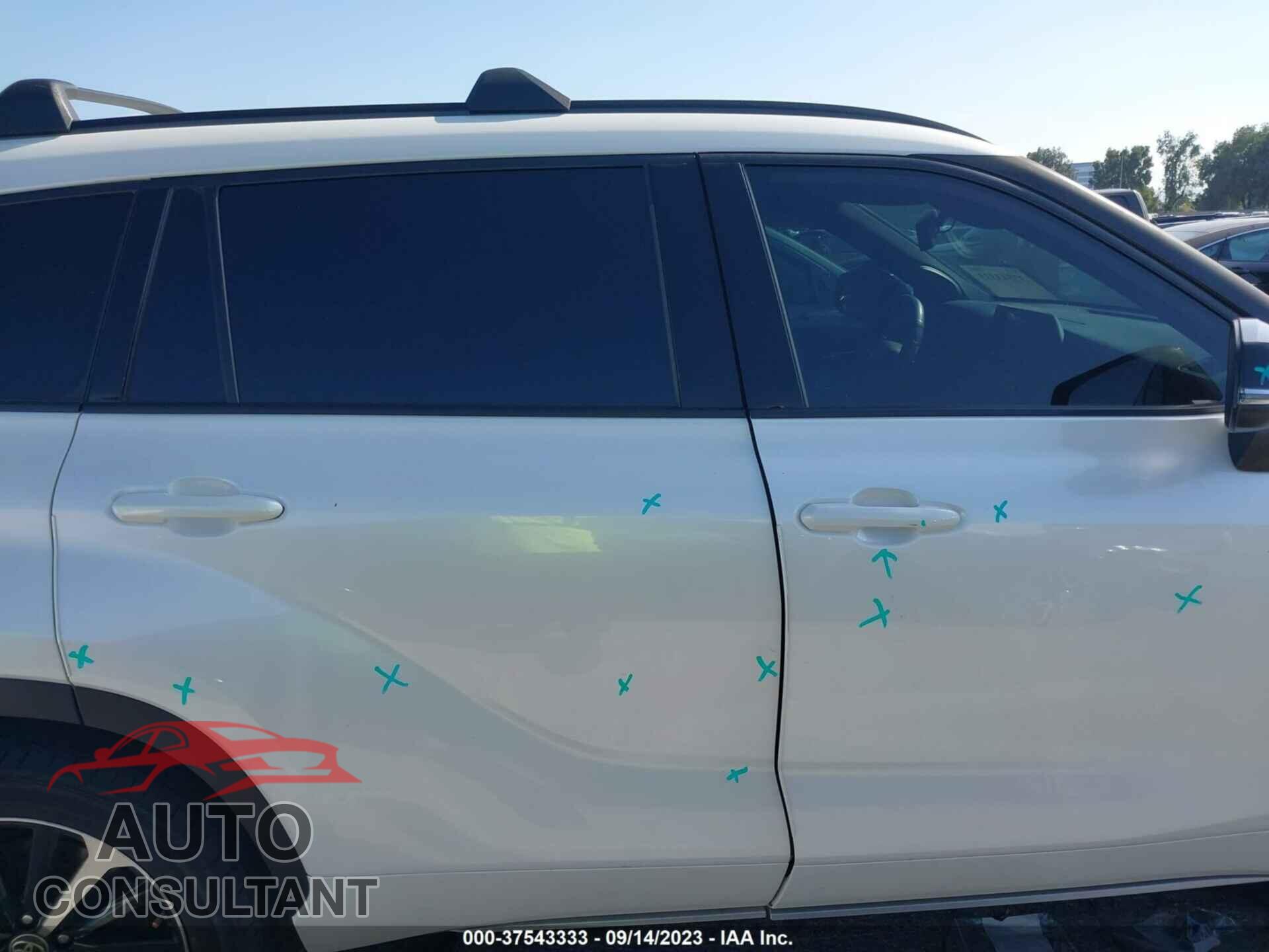 TOYOTA HIGHLANDER 2021 - 5TDJZRAH2MS052011