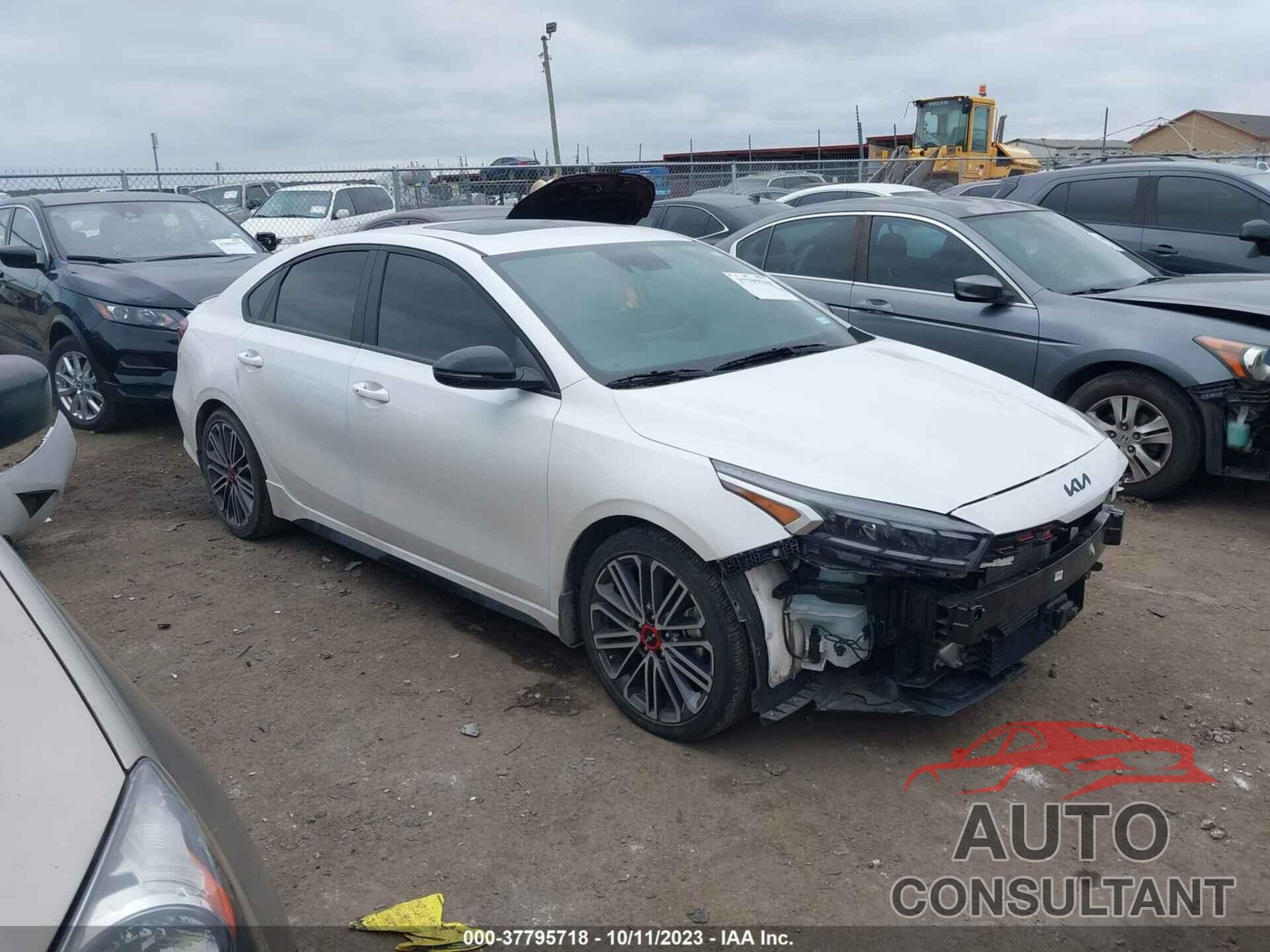 KIA FORTE 2023 - 3KPF44AC5PE533851