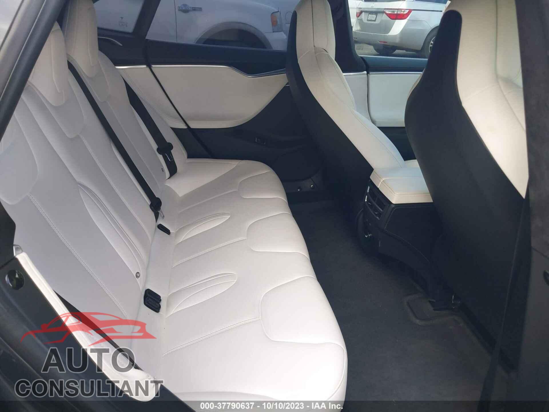 TESLA MODEL S 2017 - 5YJSA1E25HF209611