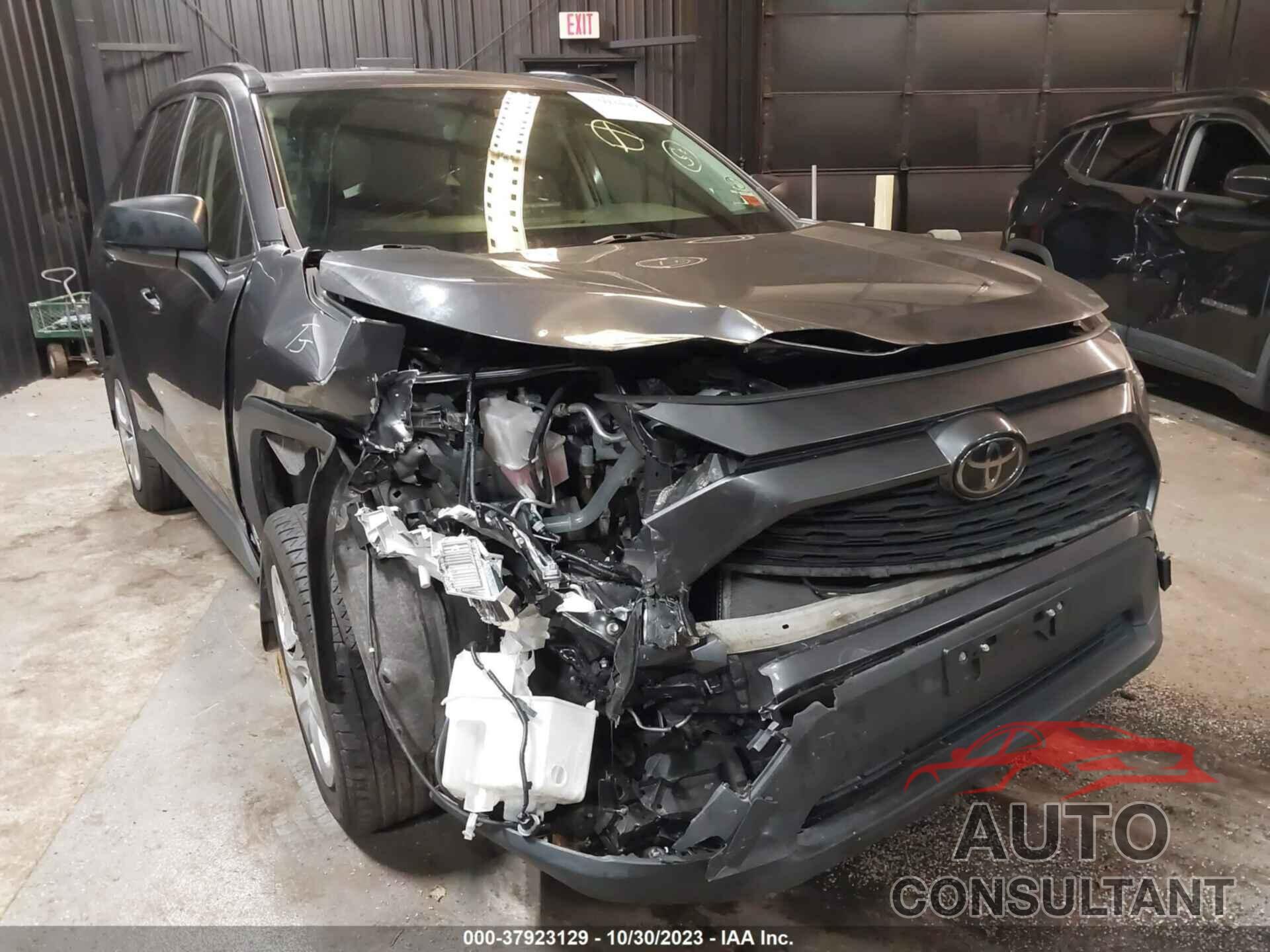 TOYOTA RAV4 2019 - JTMF1RFV9KJ016404