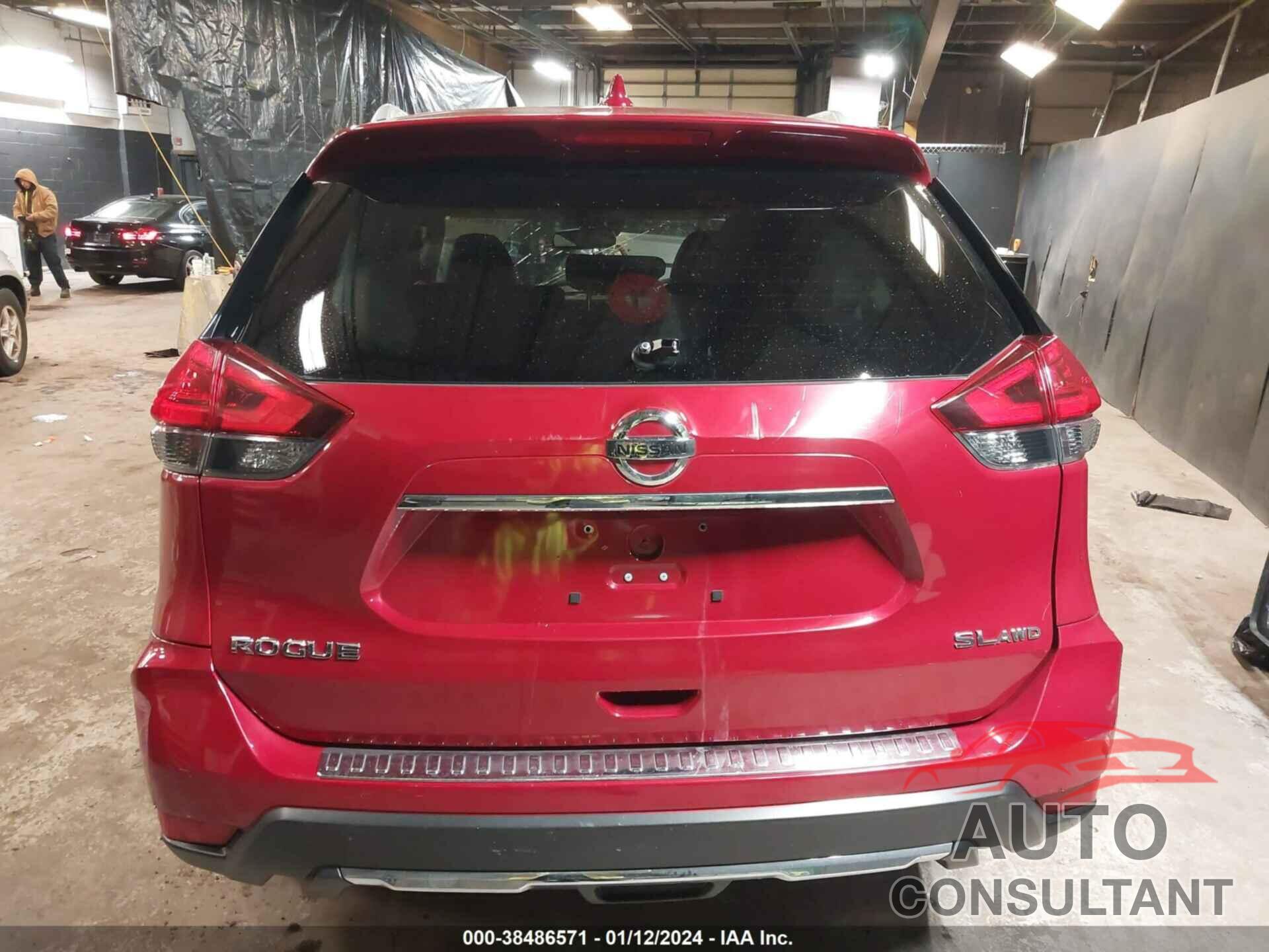 NISSAN ROGUE 2017 - JN8AT2MV2HW270759