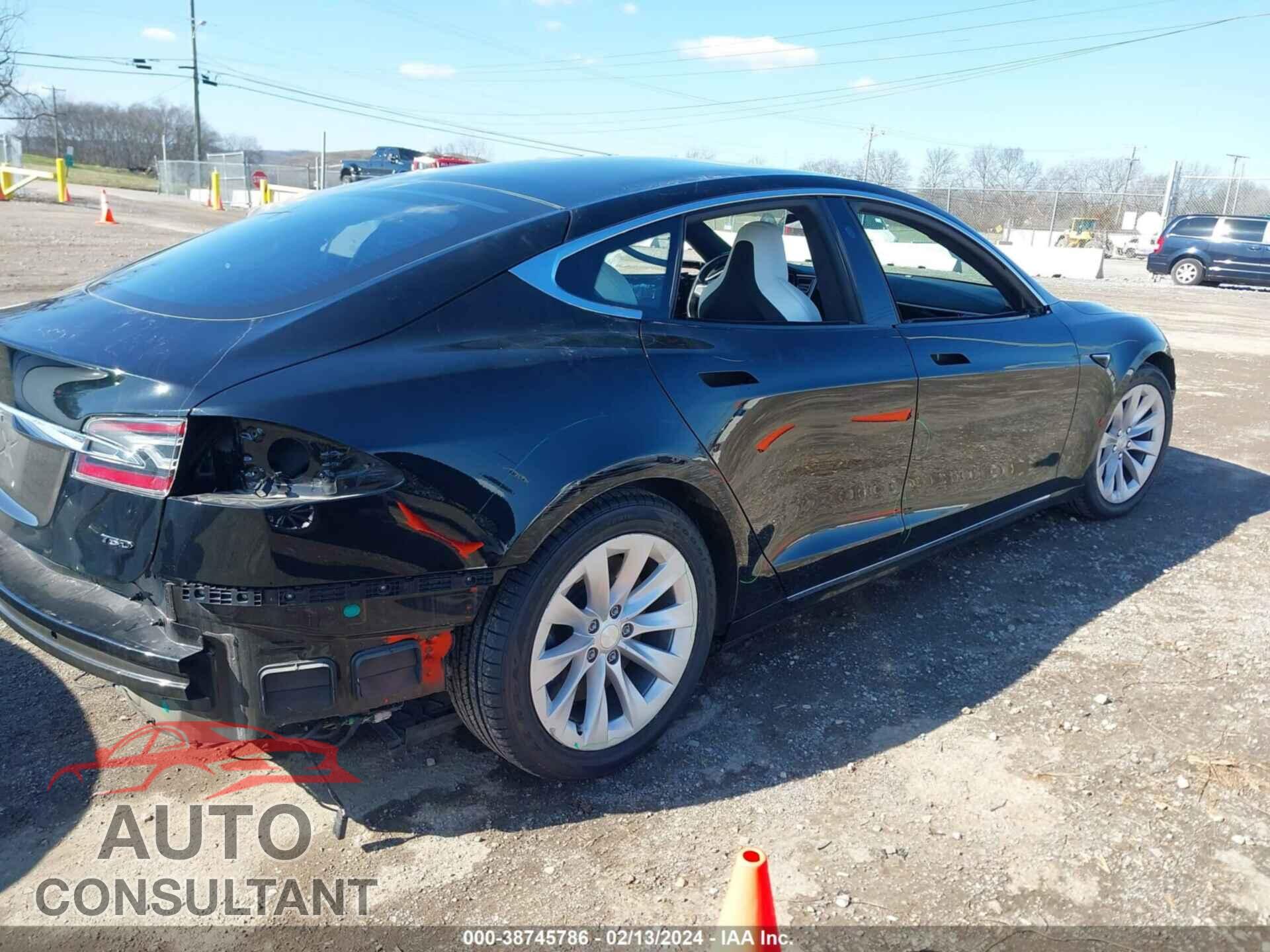 TESLA MODEL S 2018 - 5YJSA1E2XJF247759