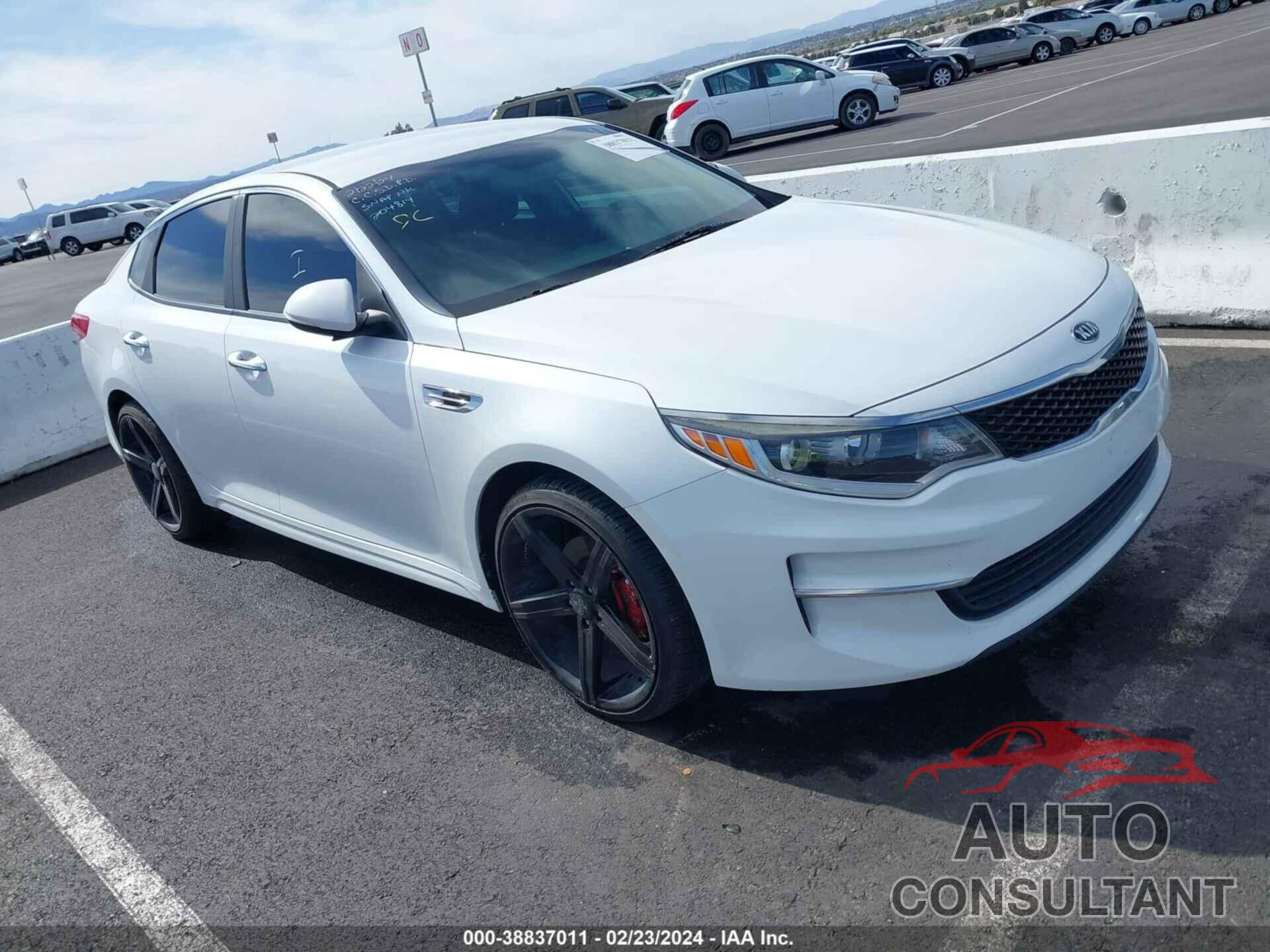 KIA OPTIMA 2016 - 5XXGT4L33GG121293