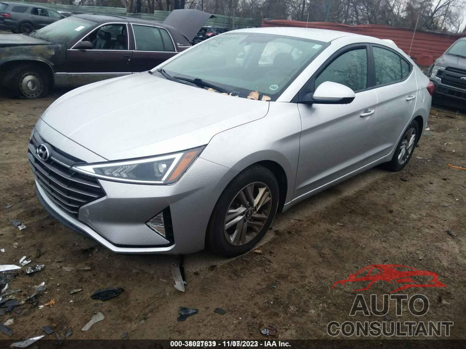 HYUNDAI ELANTRA 2019 - KMHD84LF5KU755959