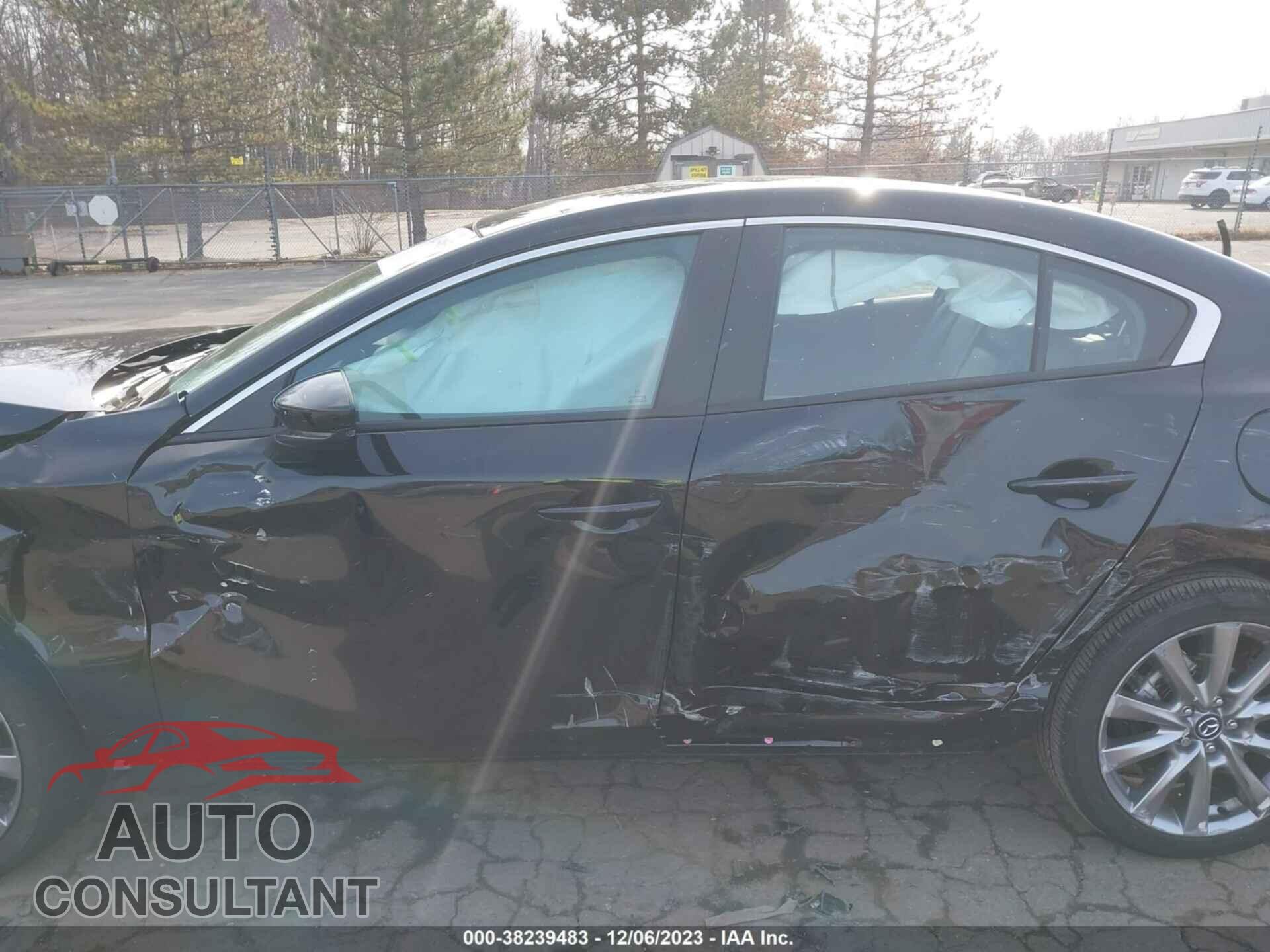 MAZDA MAZDA3 2023 - 3MZBPABM2PM354570
