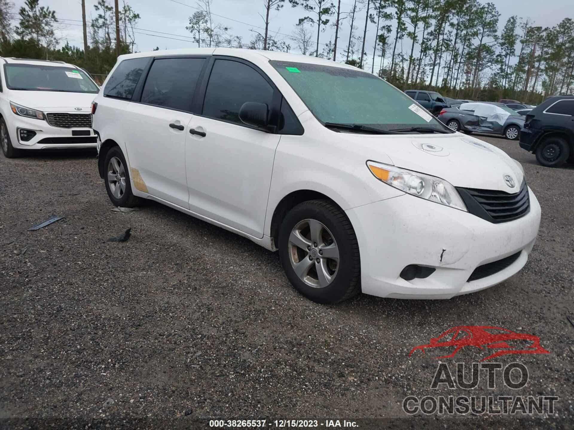 TOYOTA SIENNA 2016 - 5TDZK3DC1GS749937