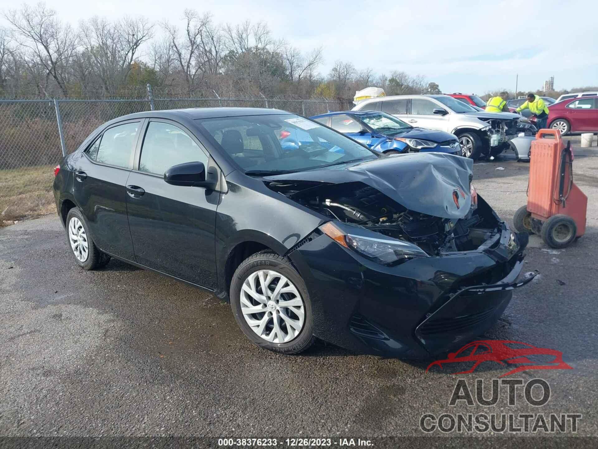 TOYOTA COROLLA 2017 - 5YFBURHE0HP672272