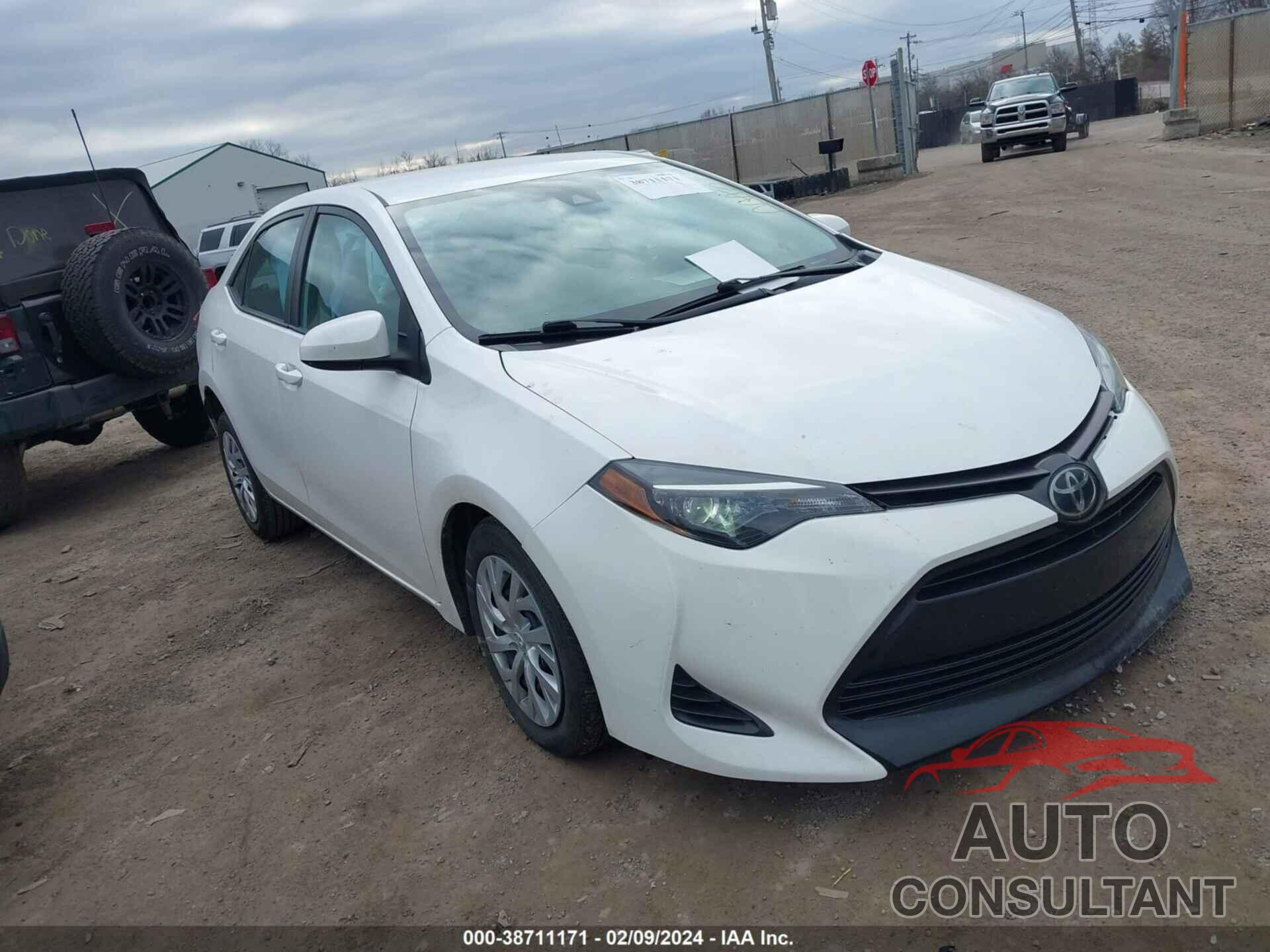 TOYOTA COROLLA 2019 - 5YFBURHE8KP934840