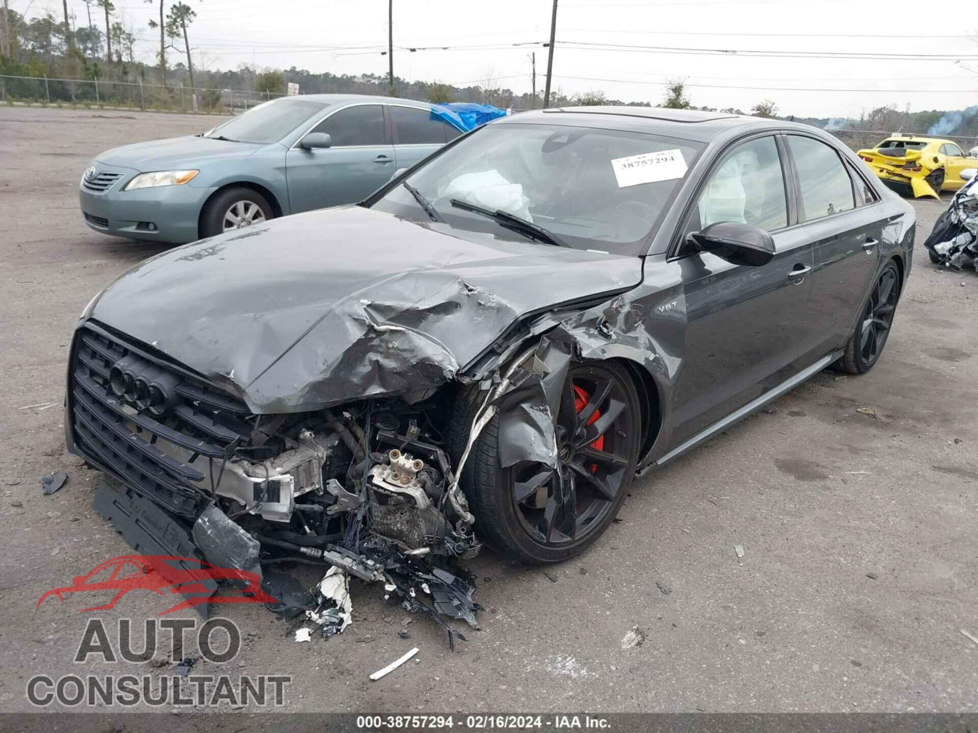 AUDI S8 2016 - WUAJ5AFD1GN901089