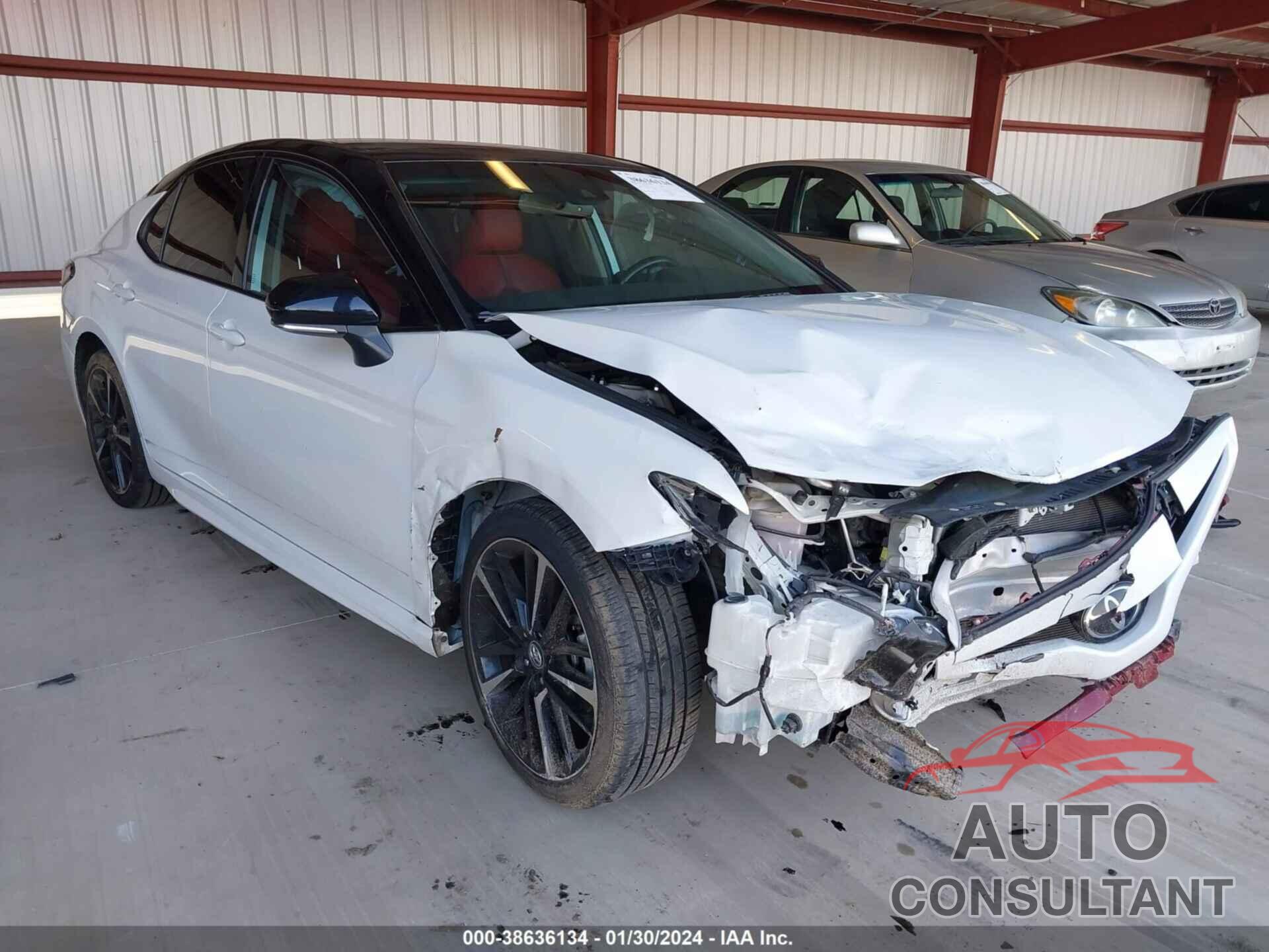 TOYOTA CAMRY 2019 - 4T1B61HK7KU213747