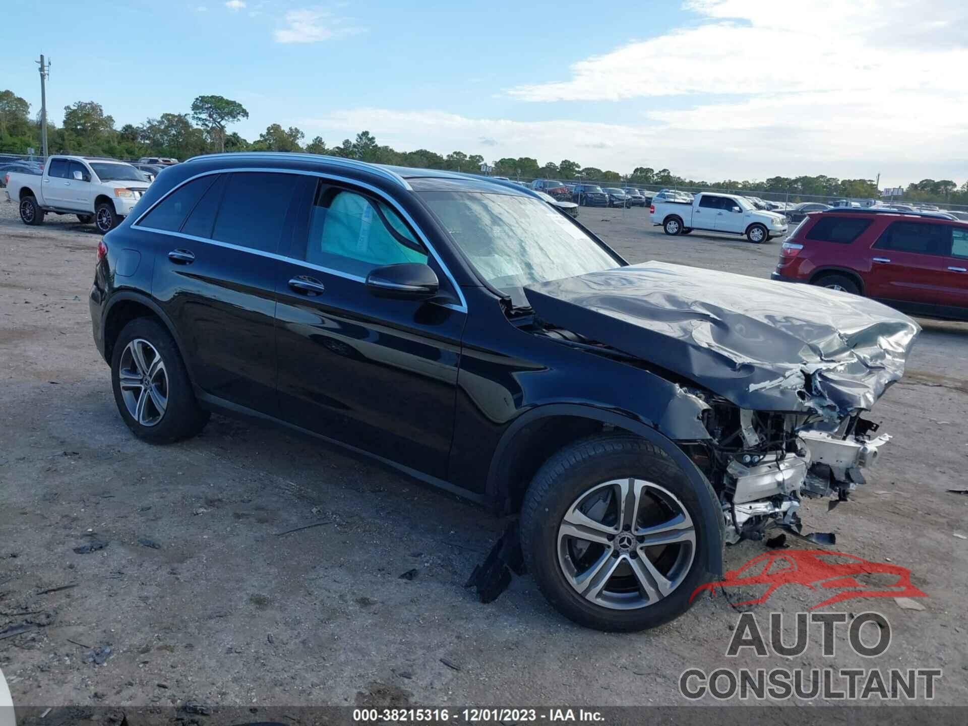 MERCEDES-BENZ GLC 300 2021 - W1N0G8DB3MV305371