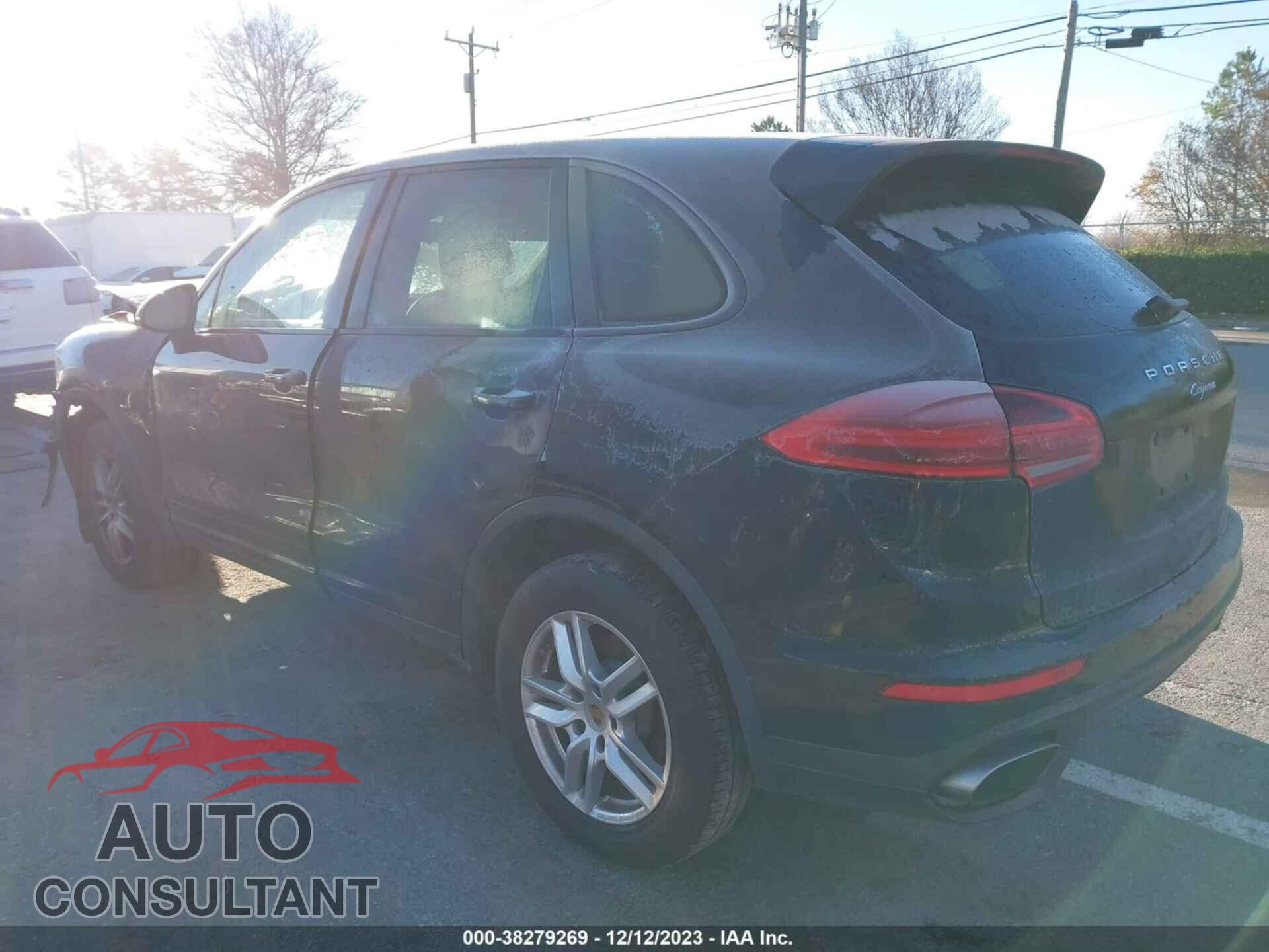 PORSCHE CAYENNE 2017 - WP1AA2A26HKA91142