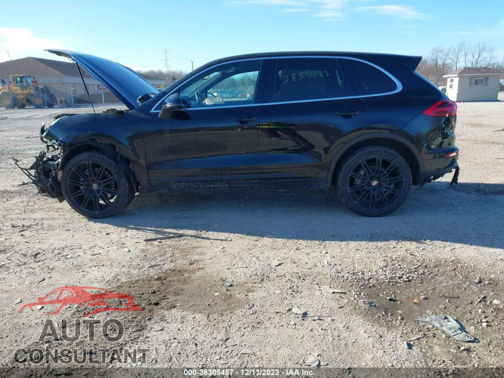 PORSCHE CAYENNE 2015 - WP1AB2A20FLA60599