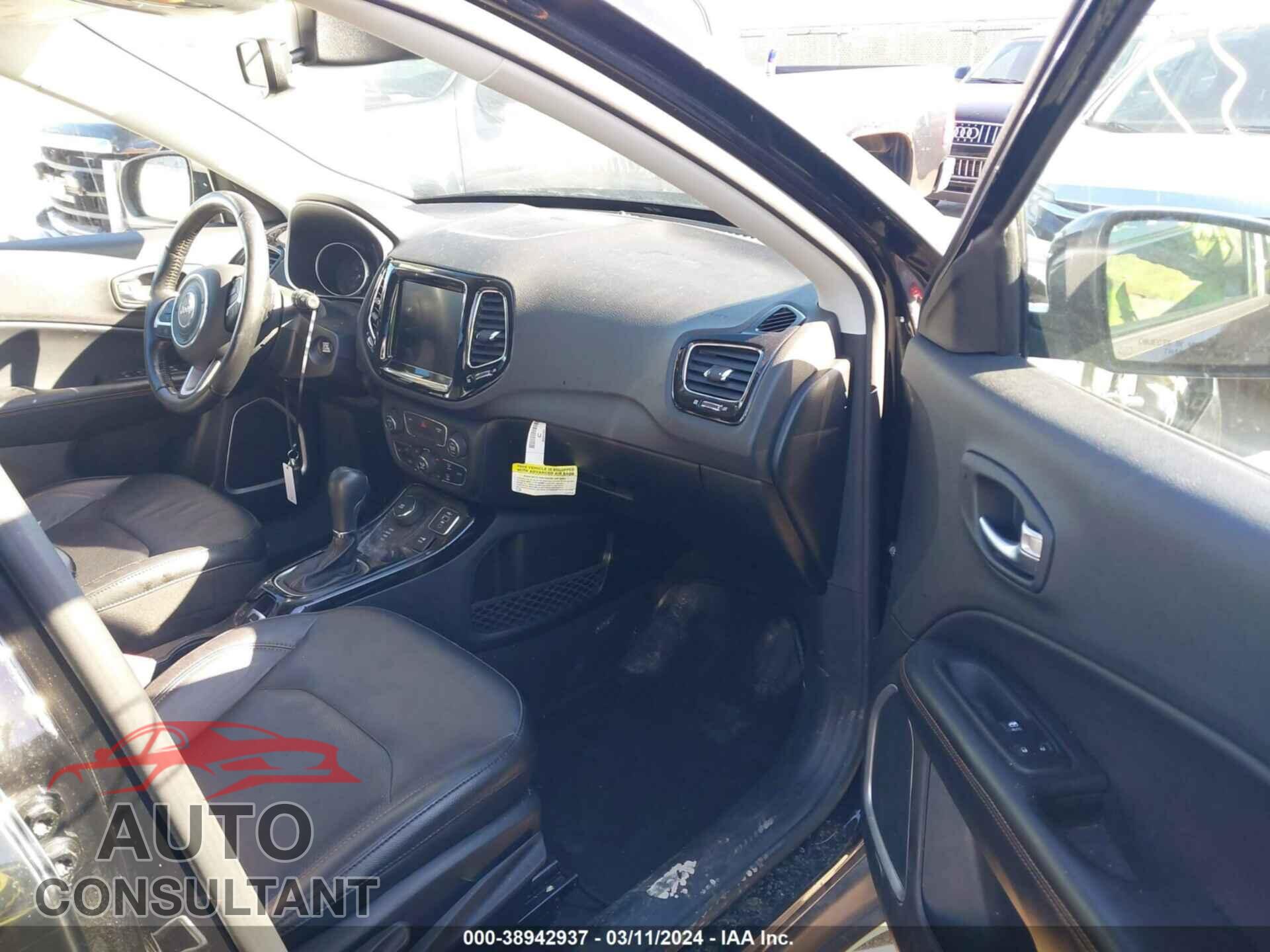 JEEP COMPASS 2020 - 3C4NJDCB0LT233908