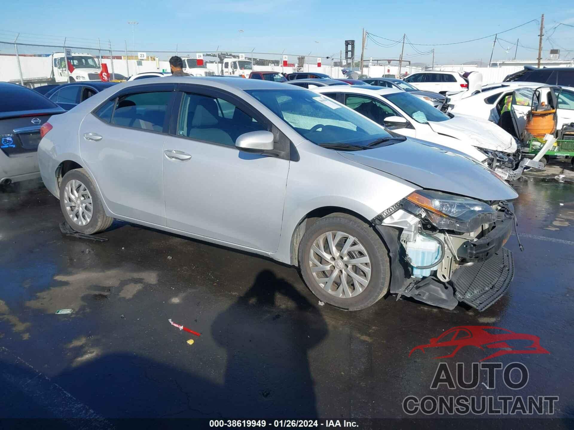 TOYOTA COROLLA 2017 - 5YFBURHE5HP696650