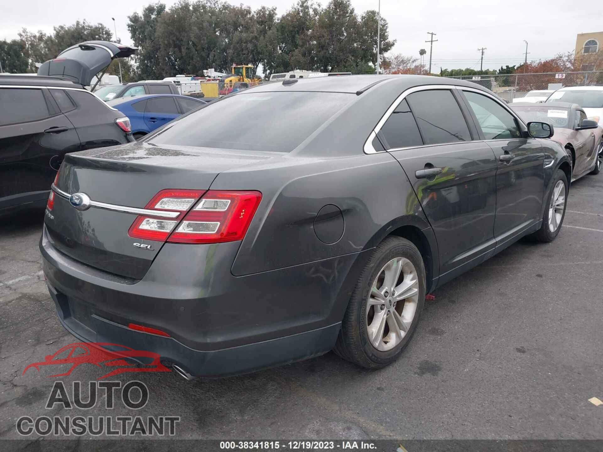 FORD TAURUS 2016 - 1FAHP2E86GG112186