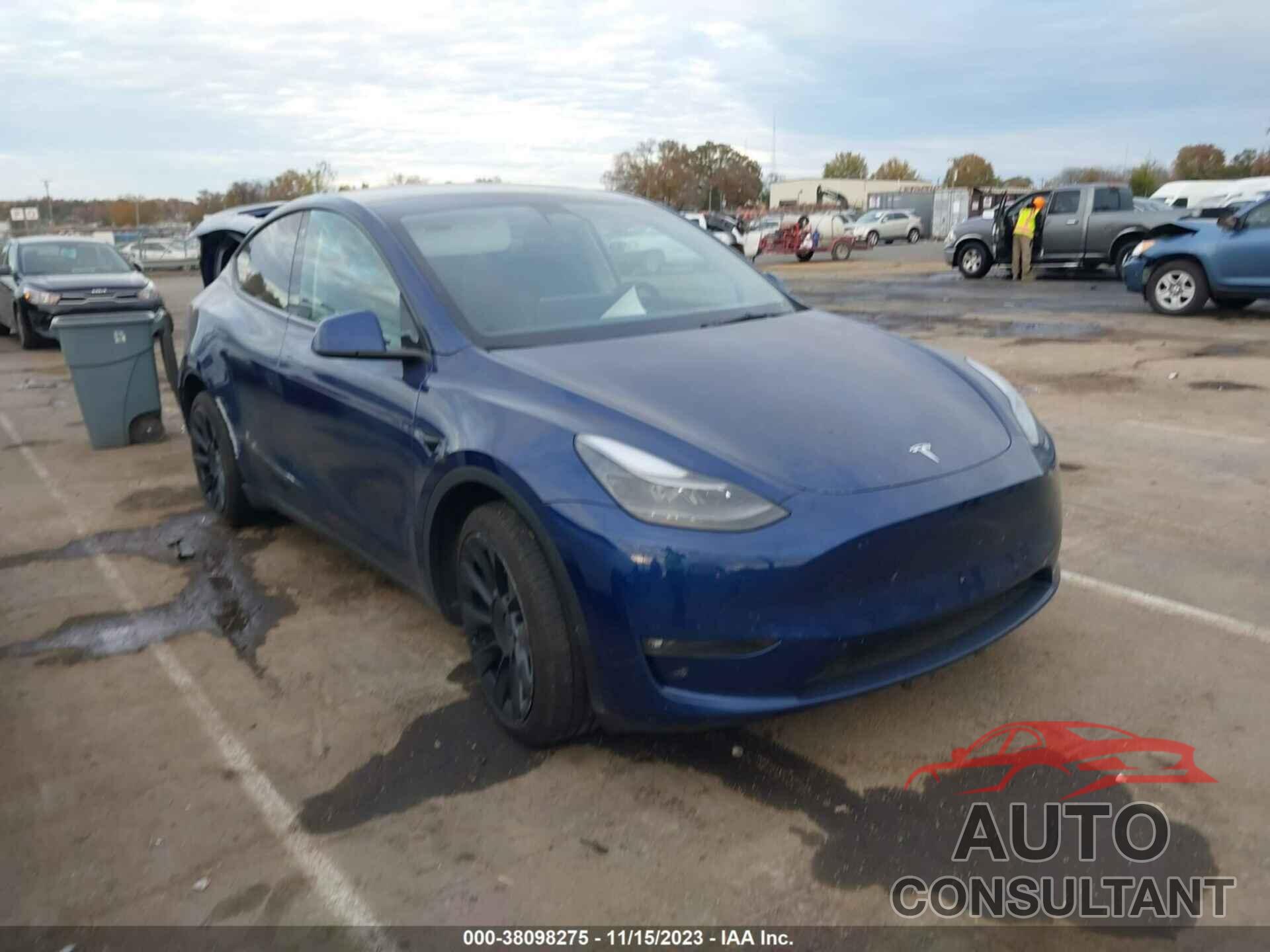 TESLA MODEL Y 2023 - 7SAYGAEE0PF709969