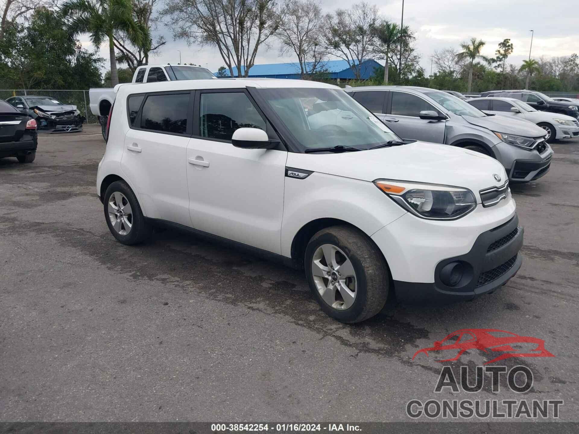 KIA SOUL 2018 - KNDJN2A23J7524088