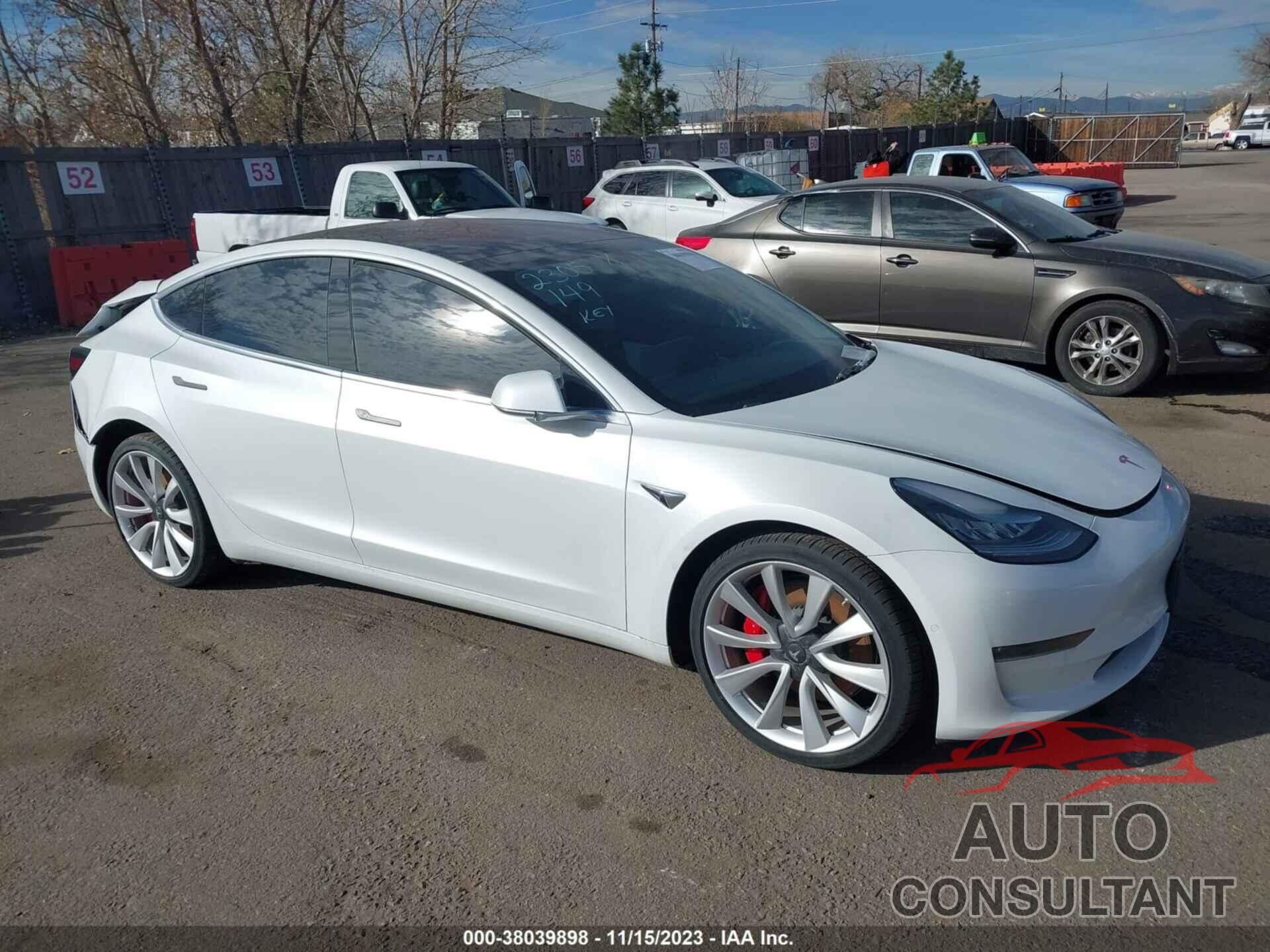 TESLA MODEL 3 2018 - 5YJ3E1EBXJF082238