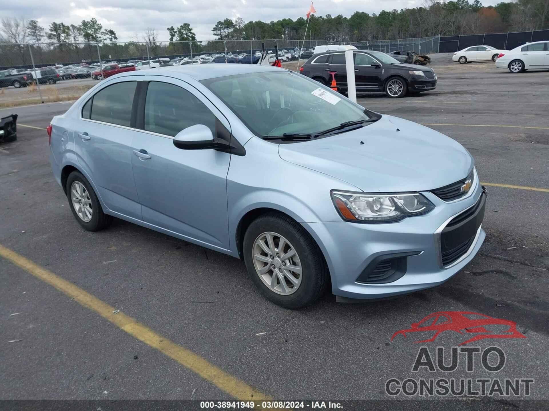 CHEVROLET SONIC 2017 - 1G1JD5SH1H4149037