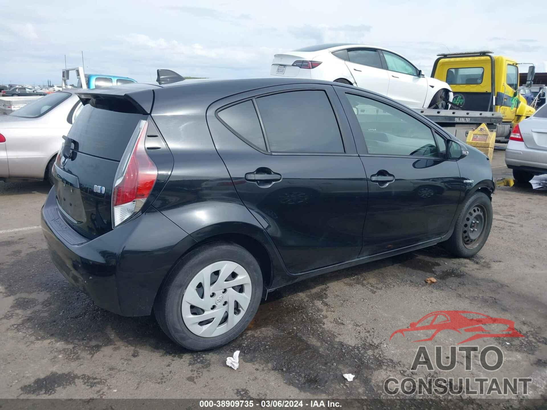 TOYOTA PRIUS C 2016 - JTDKDTB38G1135429