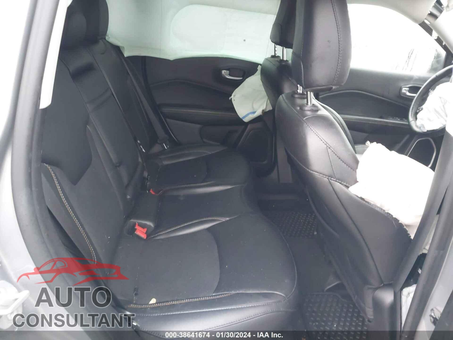 JEEP COMPASS 2019 - 3C4NJDBB6KT755250