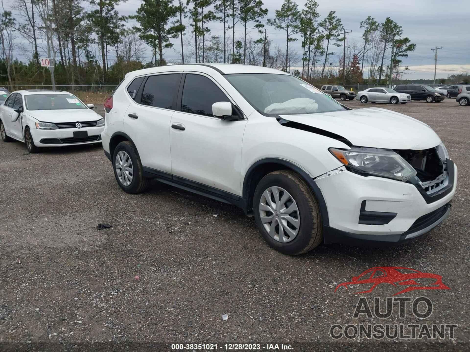 NISSAN ROGUE 2018 - 5N1AT2MT9JC708190