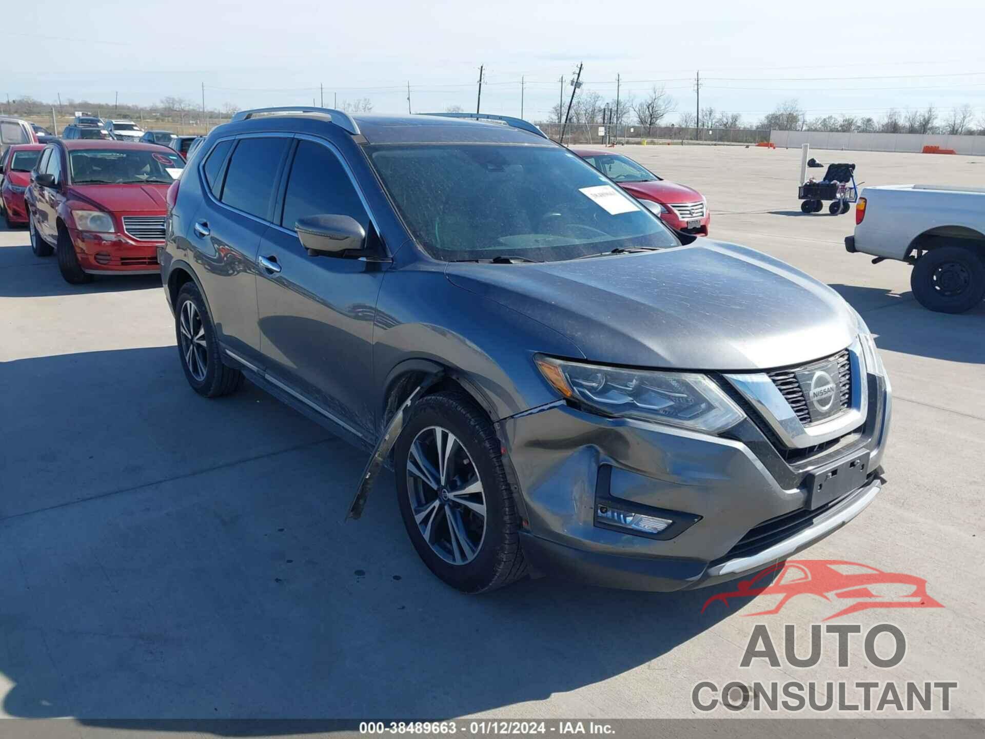 NISSAN ROGUE 2017 - 5N1AT2MV3HC750589