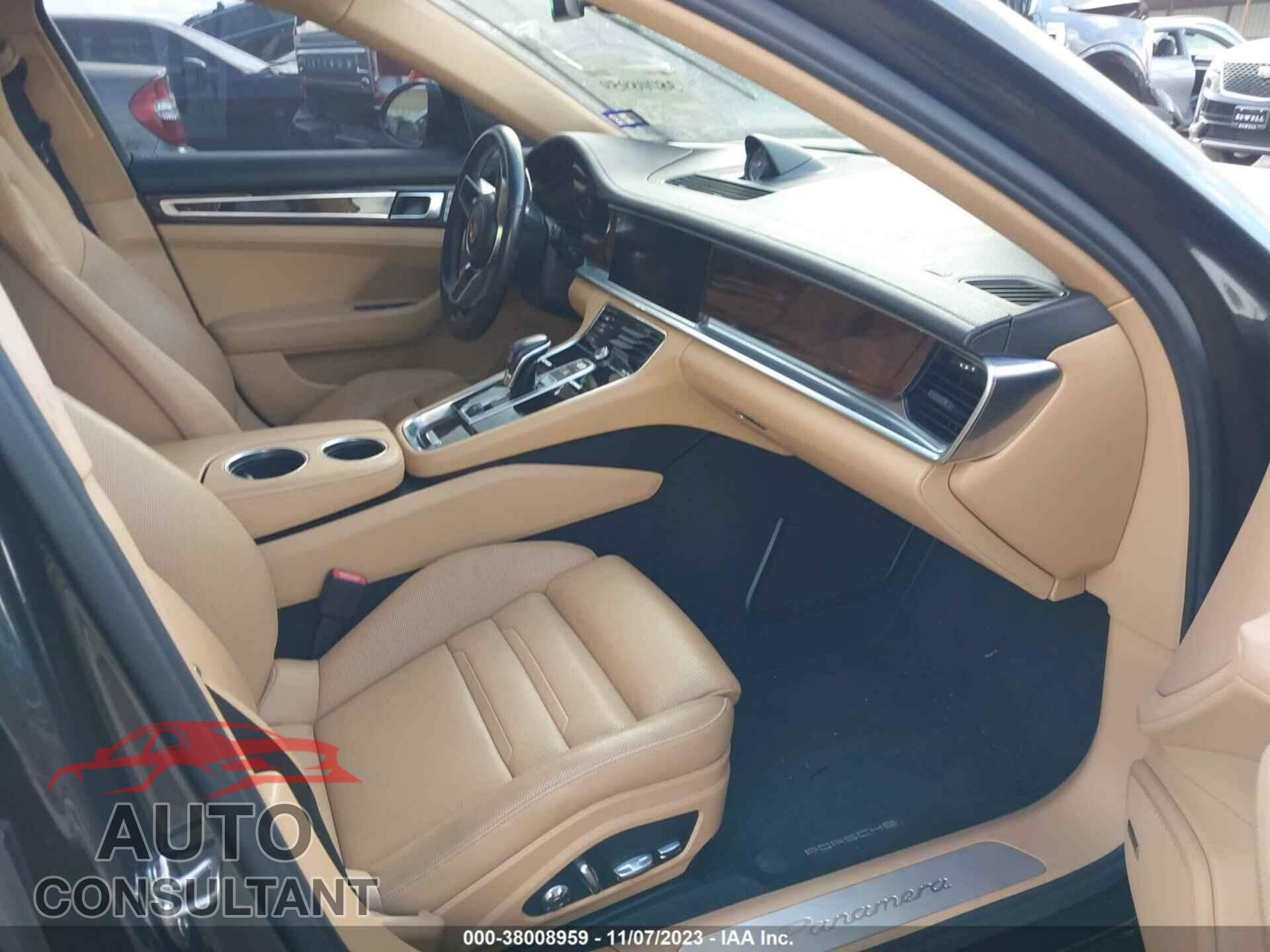 PORSCHE PANAMERA 2017 - WP0AA2A70HL100800