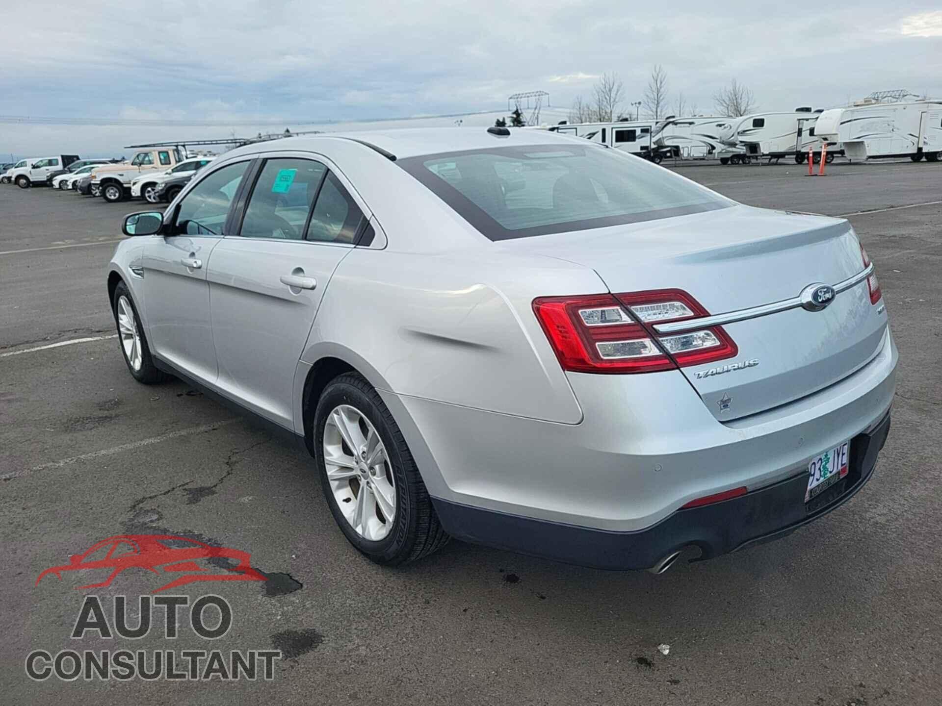 FORD TAURUS 2017 - 1FAHP2E83HG115578