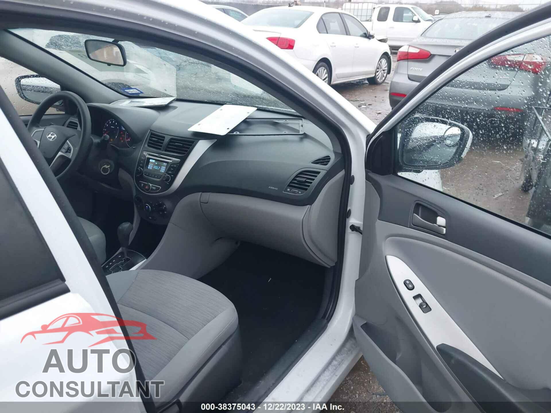 HYUNDAI ACCENT 2017 - KMHCT5AEXHU356676