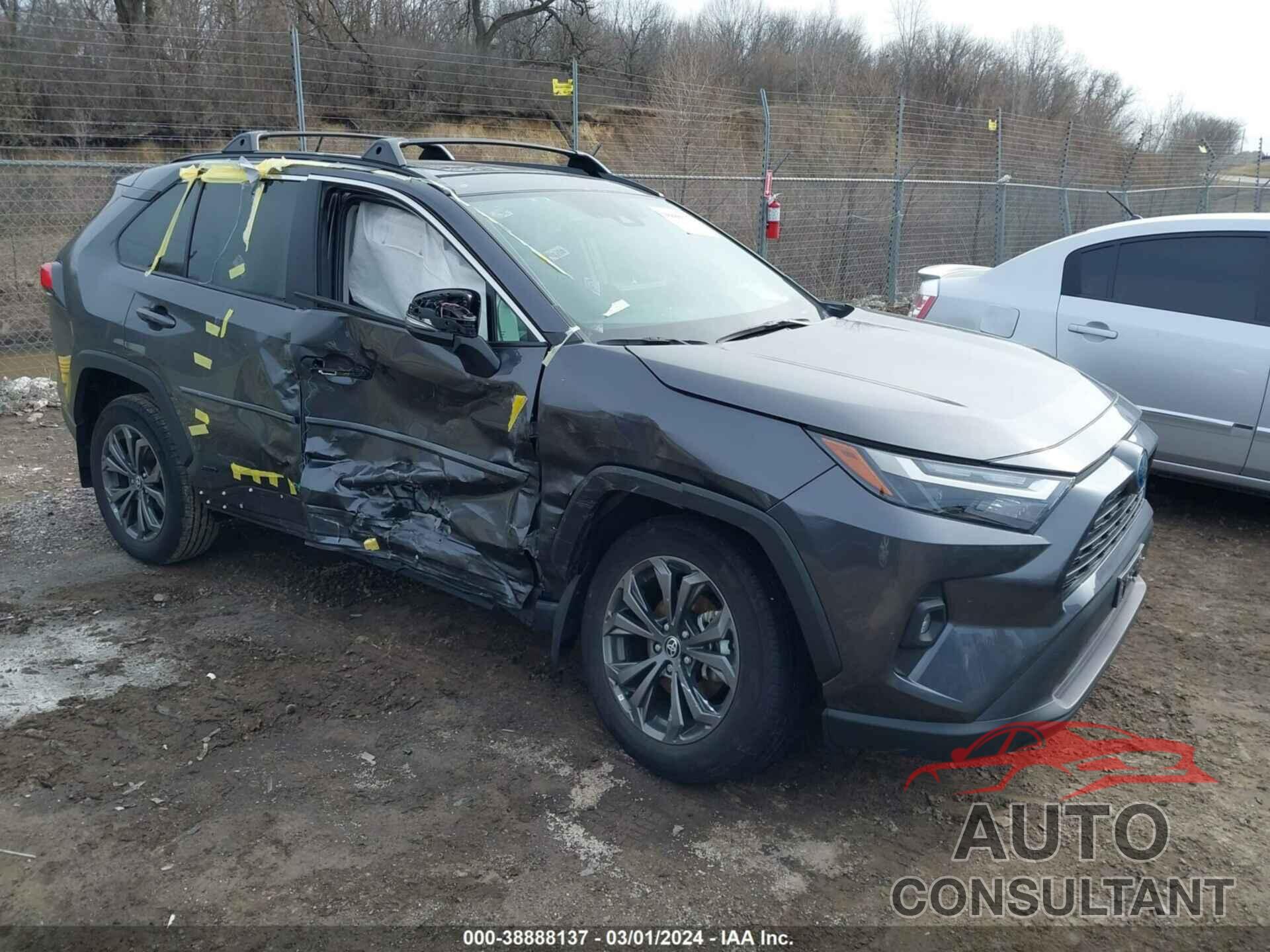 TOYOTA RAV4 2023 - 4T3B6RFV4PU112384