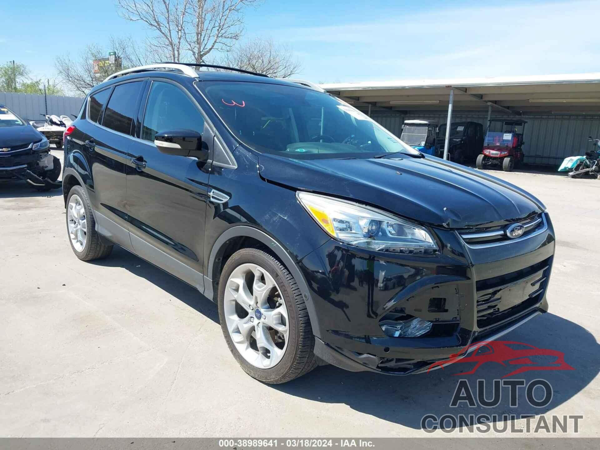 FORD ESCAPE 2016 - 1FMCU0J9XGUA84065