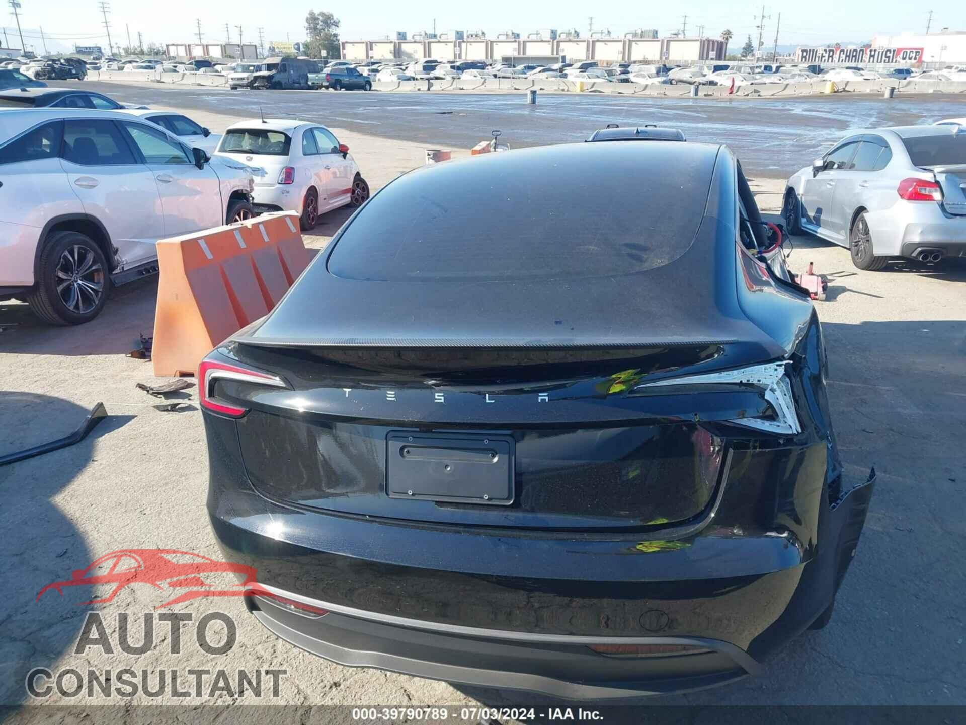 TESLA MODEL 3 2024 - 5YJ3E1EA5RF756475