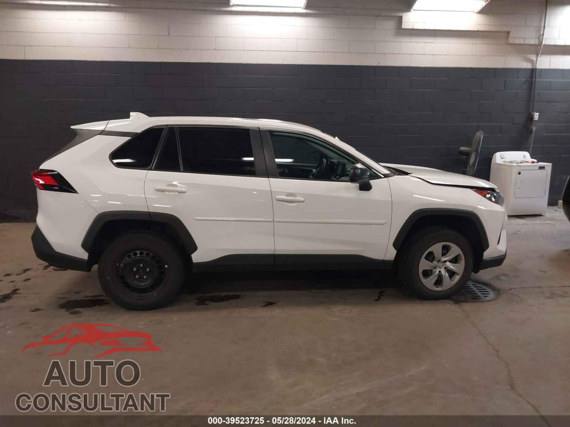 TOYOTA RAV4 2022 - 2T3F1RFV4NC265555