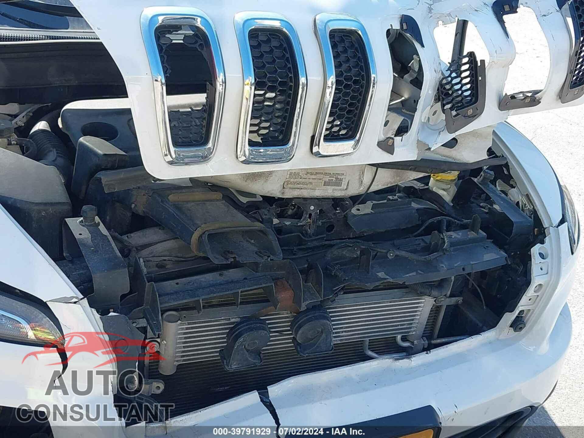 JEEP CHEROKEE 2018 - 1C4PJLCB6JD573473