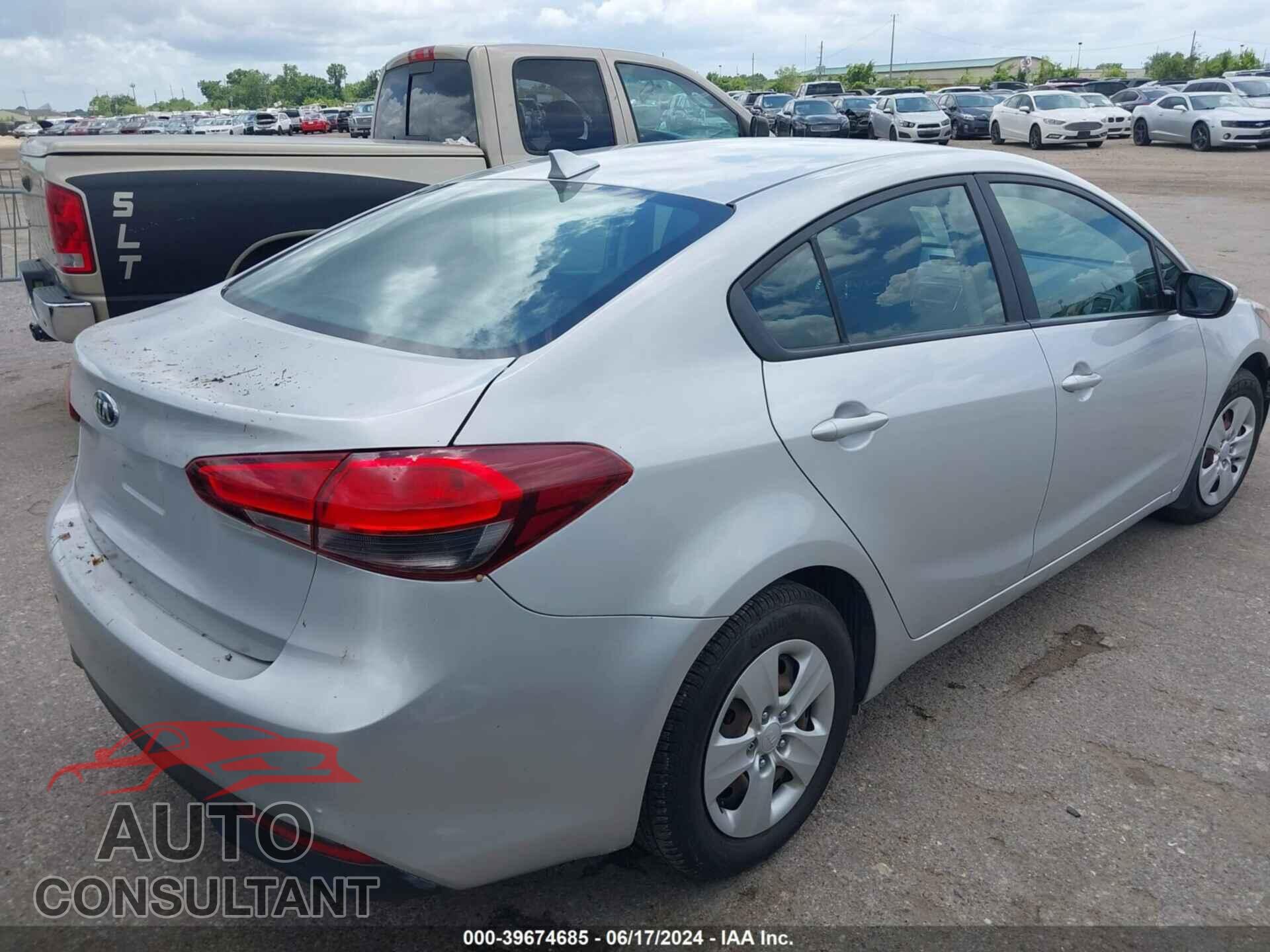 KIA FORTE 2017 - 3KPFK4A78HE067570