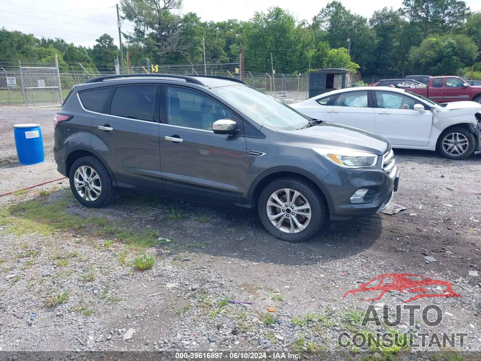 FORD ESCAPE 2018 - 1FMCU9GD1JUB75667