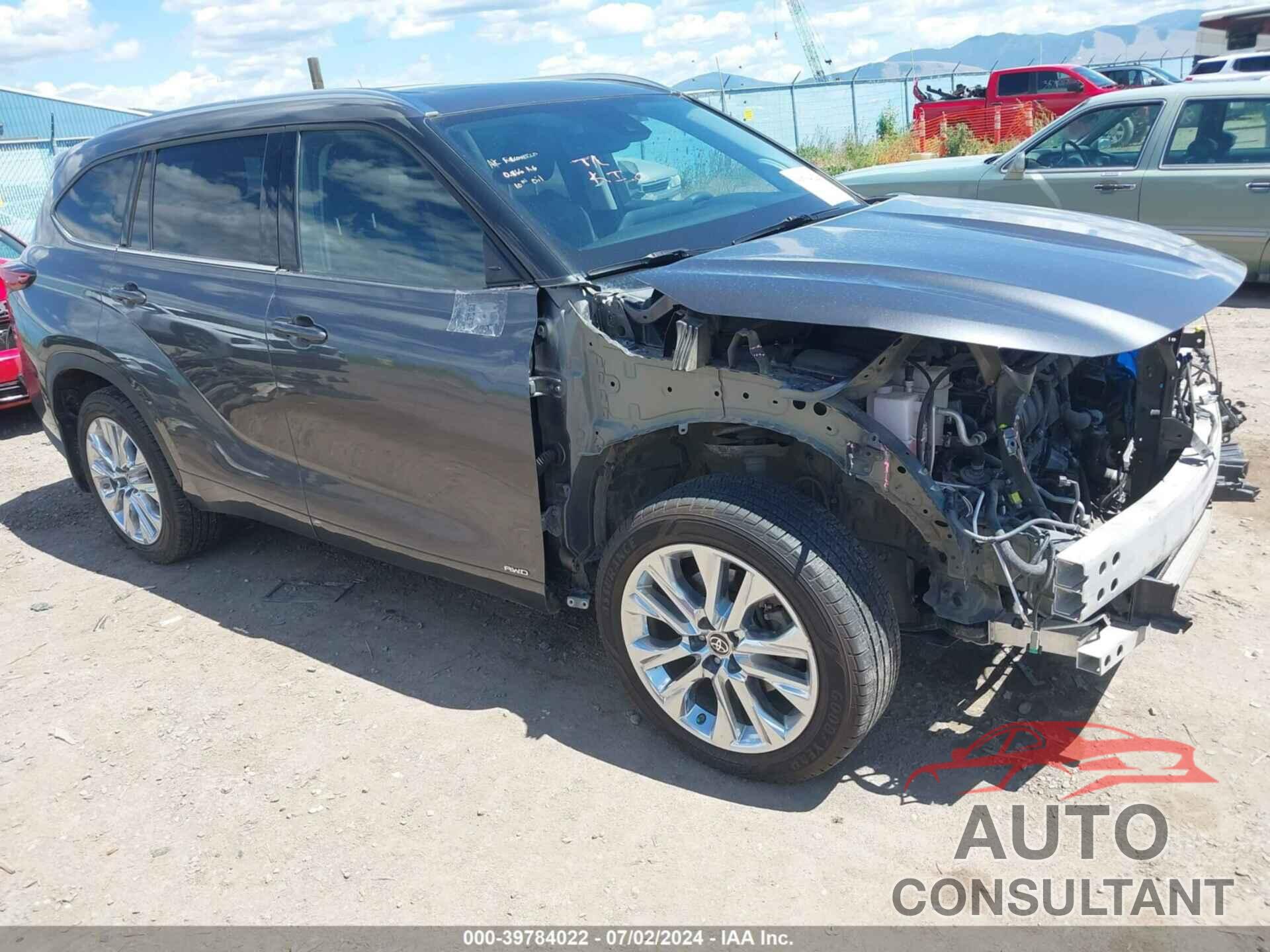 TOYOTA HIGHLANDER 2023 - 5TDXBRCH5PS563924