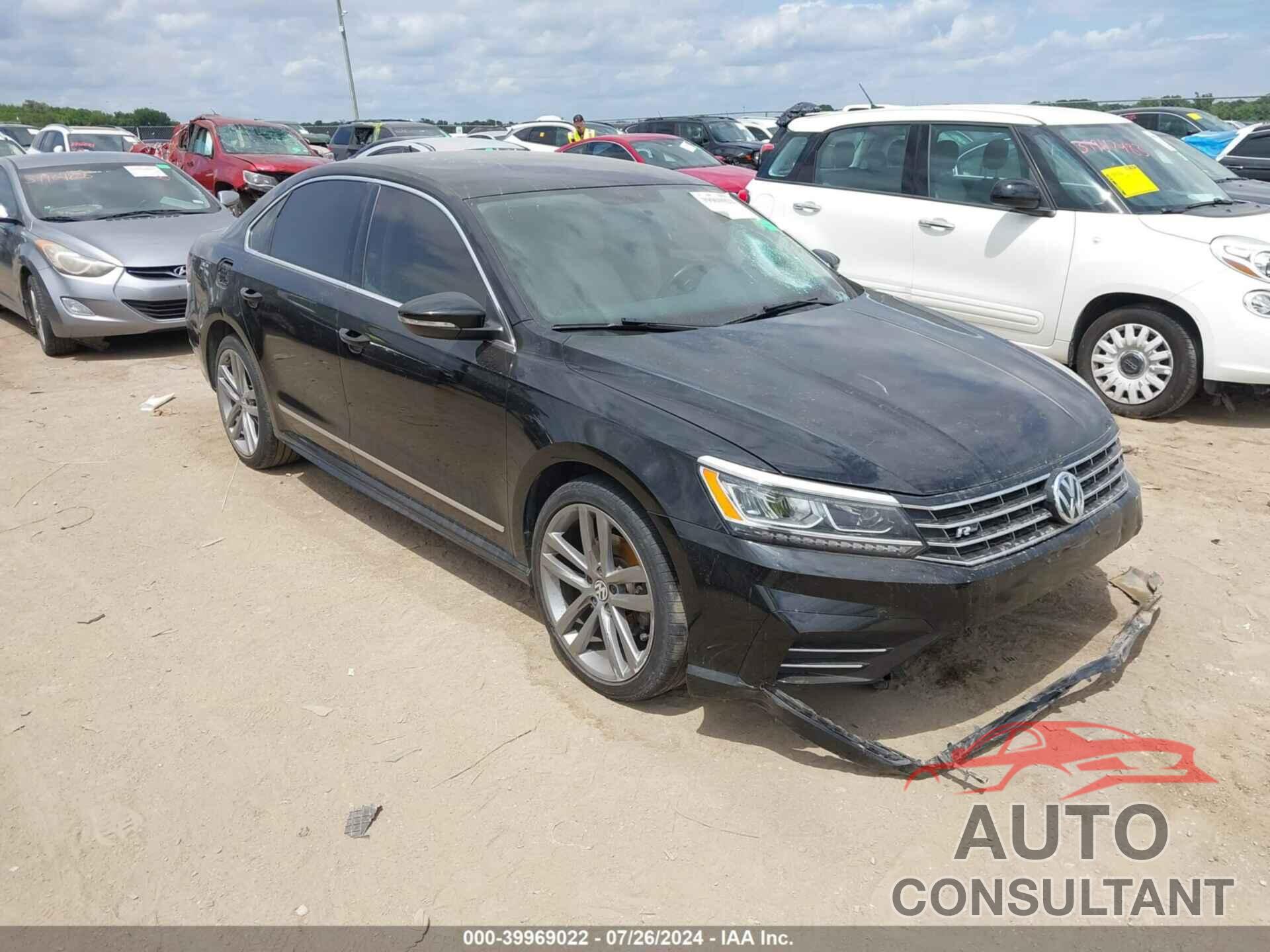 VOLKSWAGEN PASSAT 2016 - 1VWAT7A39GC036692