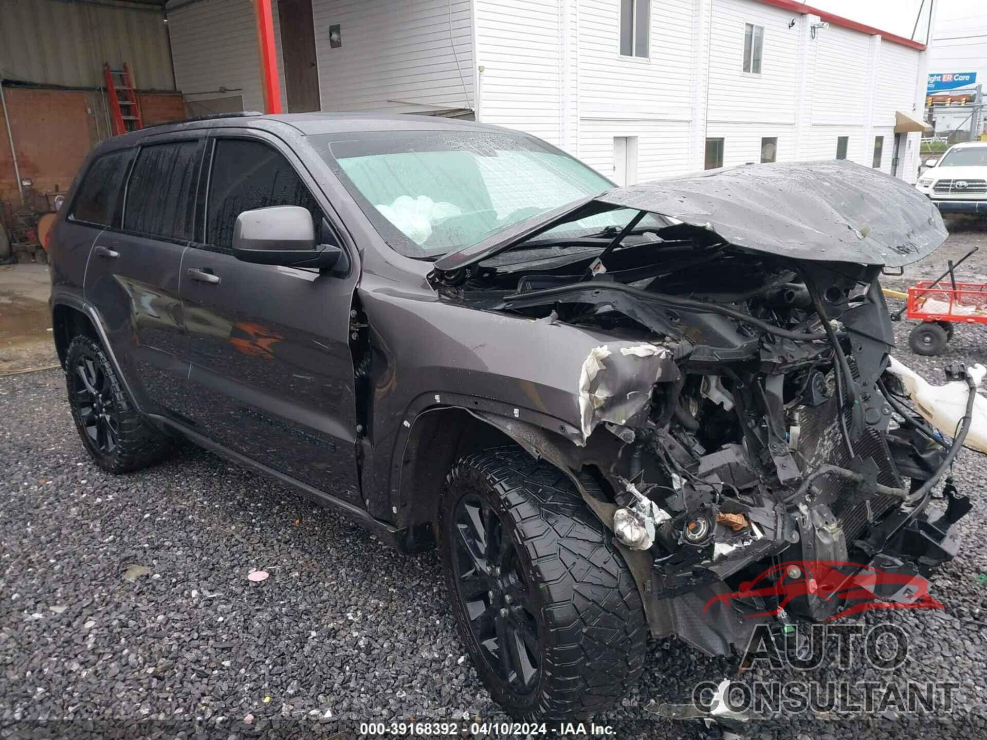 JEEP GRAND CHEROKEE 2018 - 1C4RJFAG8JC464818