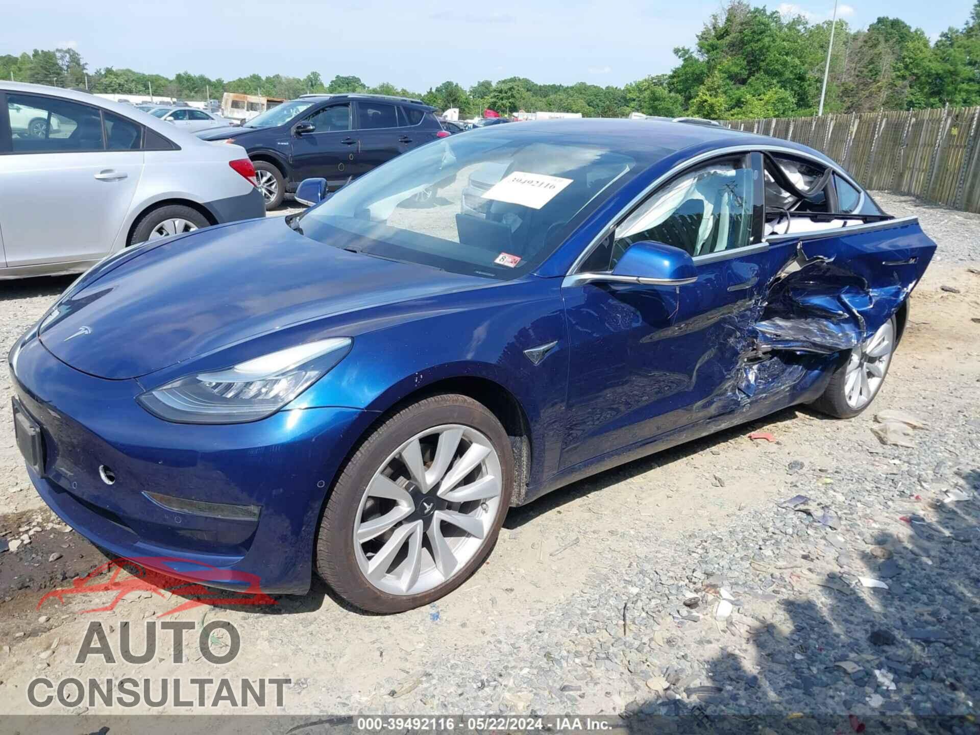 TESLA MODEL 3 2018 - 5YJ3E1EA4JF024696