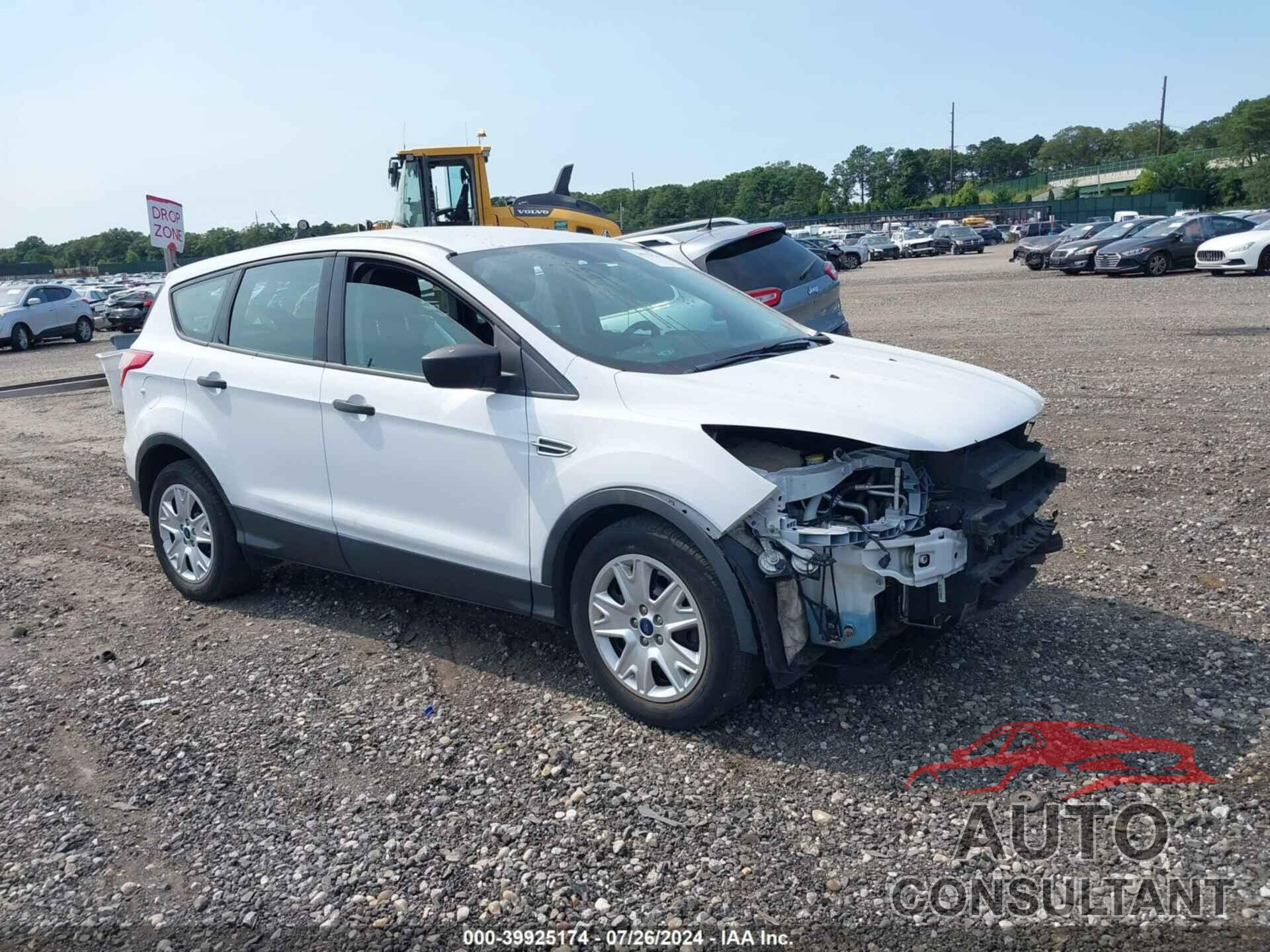 FORD ESCAPE 2016 - 1FMCU0F7XGUC04003
