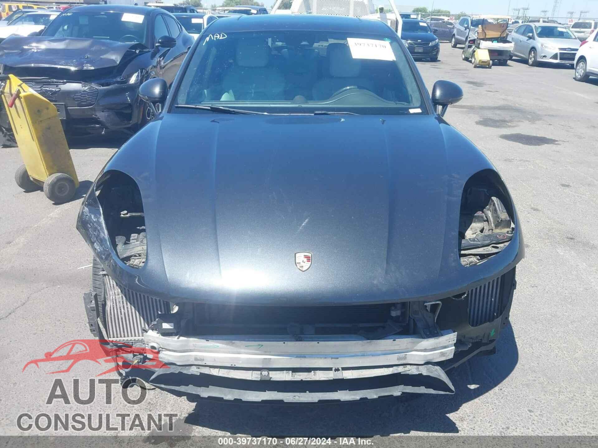 PORSCHE MACAN 2017 - WP1AF2A52HLB61144