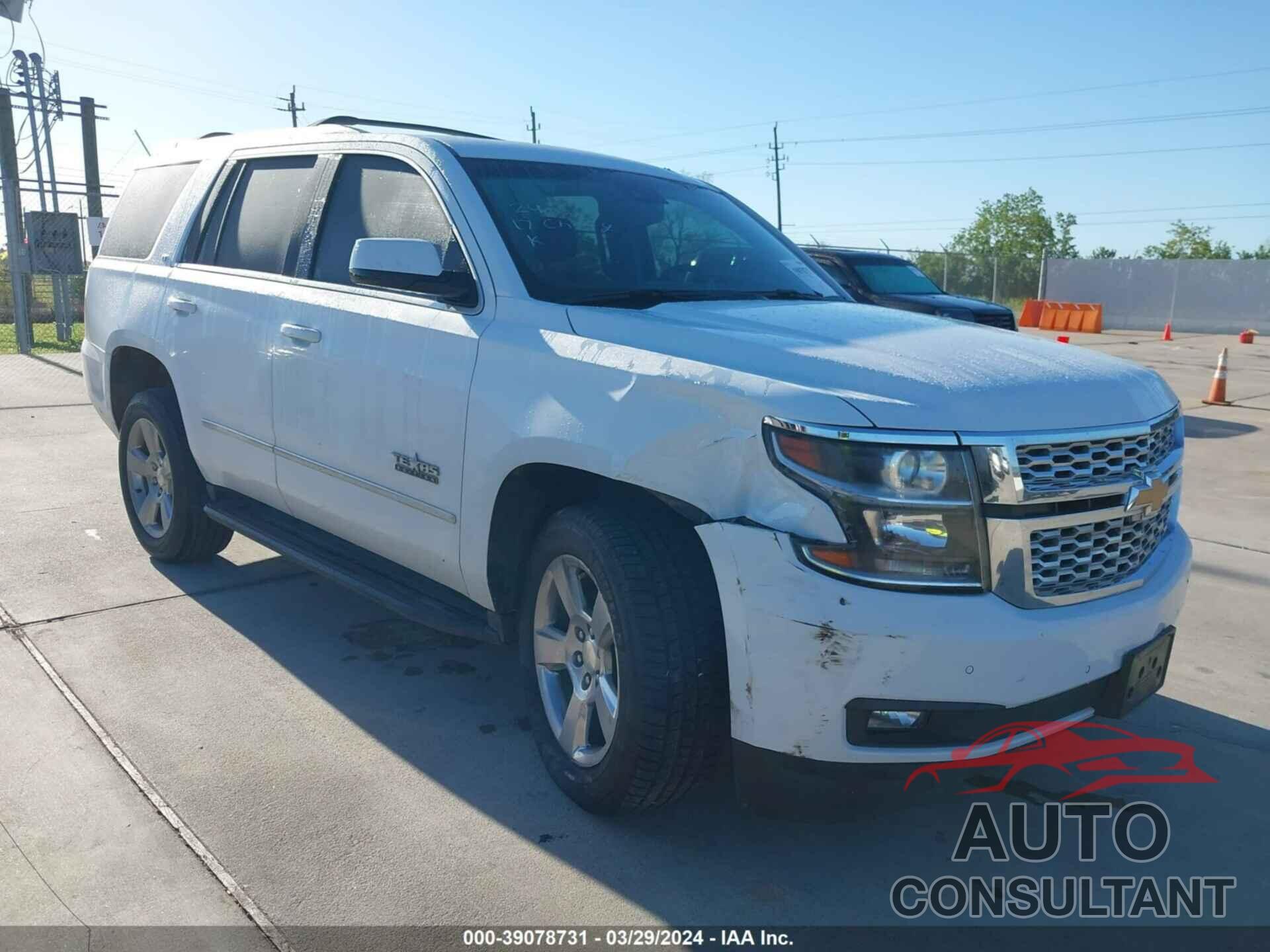 CHEVROLET TAHOE 2017 - 1GNSCBKC2HR401633