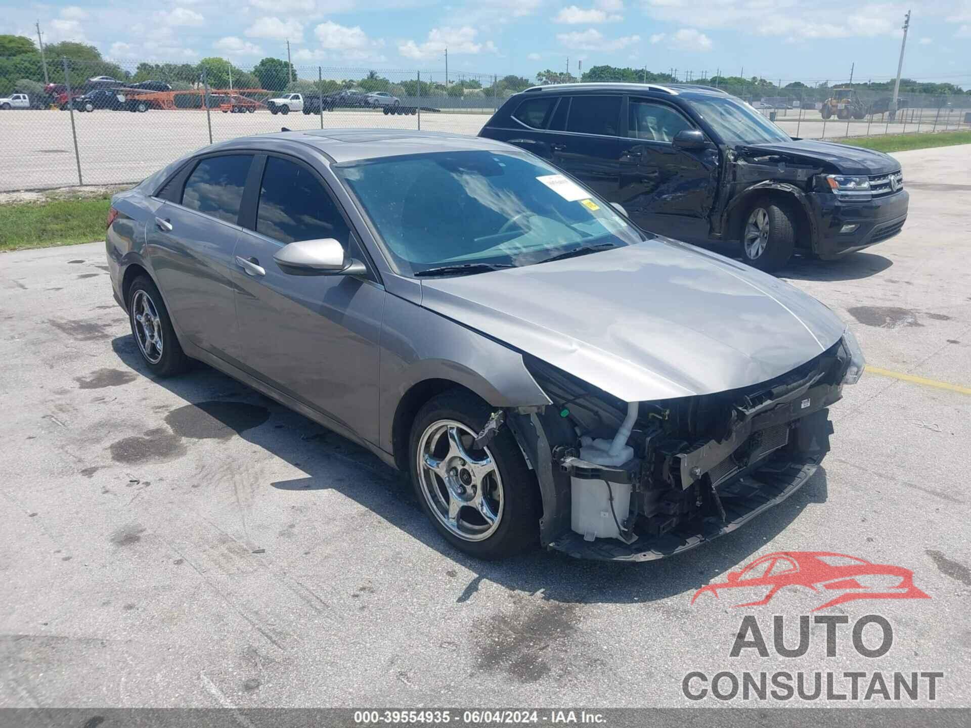 HYUNDAI ELANTRA 2022 - KMHLN4AG3NU317977
