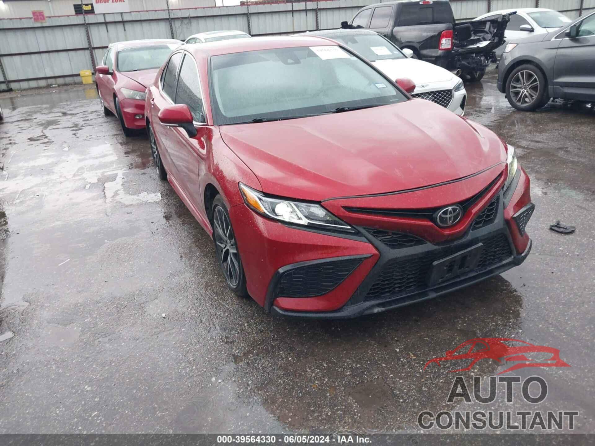 TOYOTA CAMRY 2022 - 4T1G11AKXNU073440