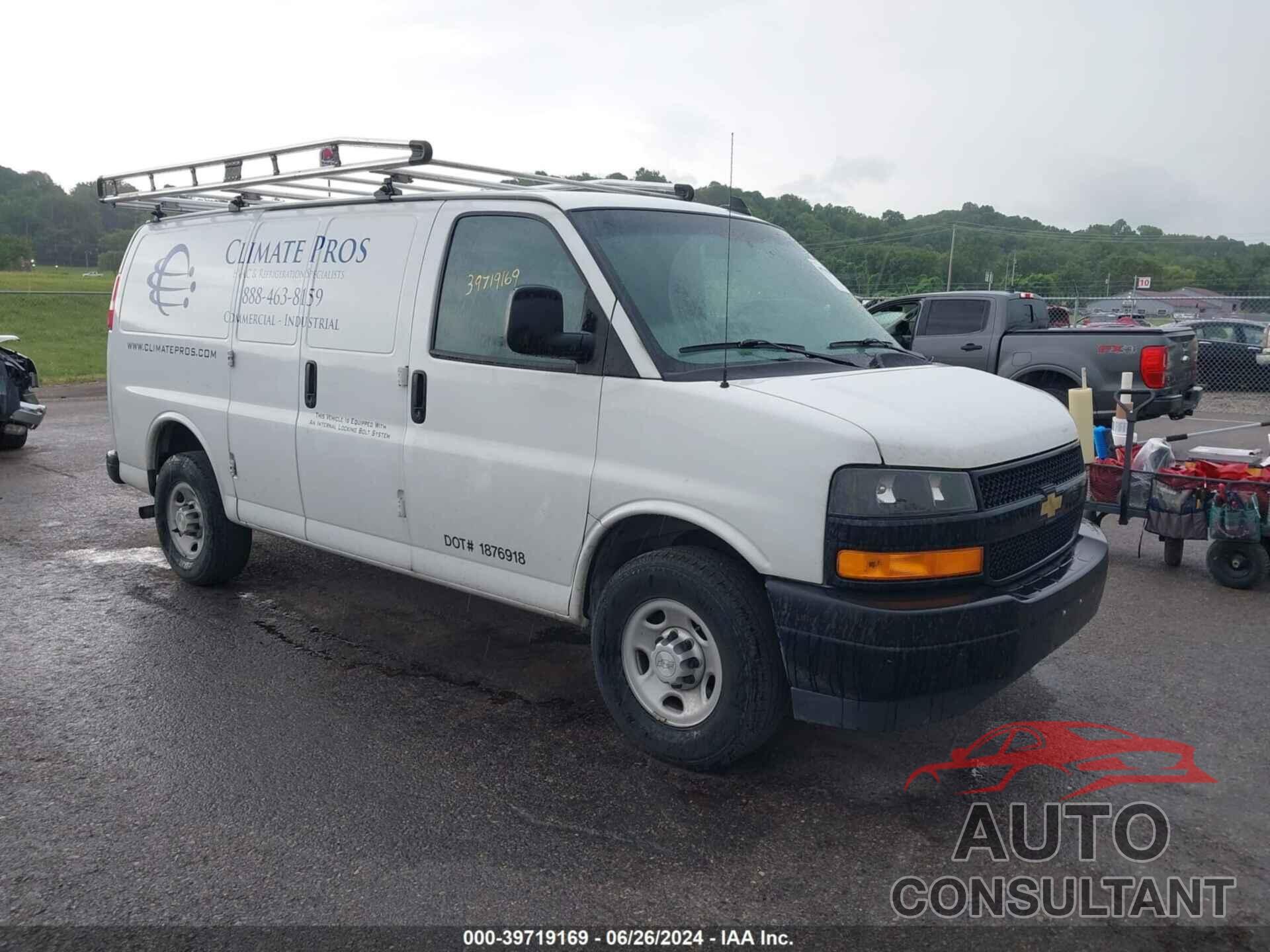 CHEVROLET EXPRESS 2500 2019 - 1GCWGAFP9K1299064