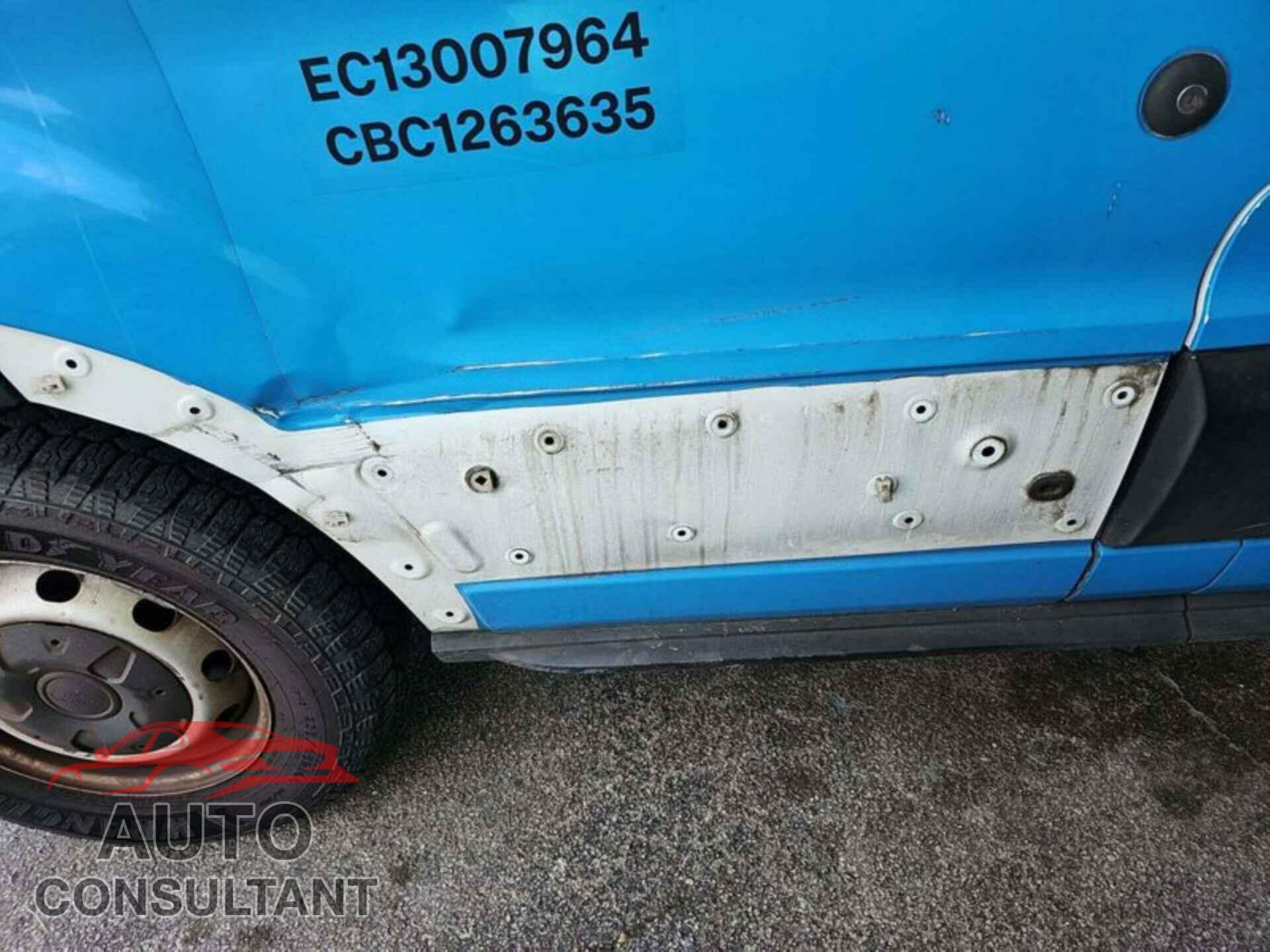 FORD TRANSIT 2019 - 1FTYR2CM2KKA17652