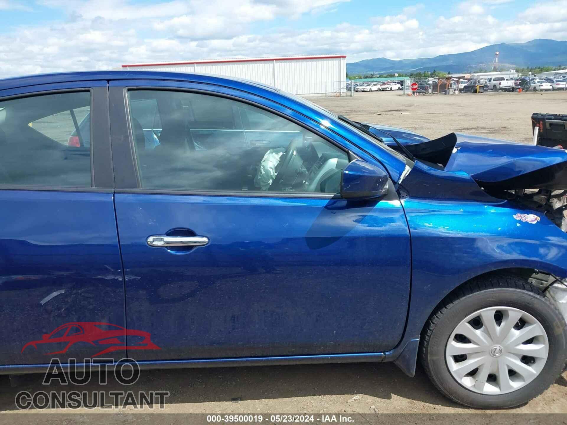 NISSAN VERSA 2019 - 3N1CN7AP3KL818222